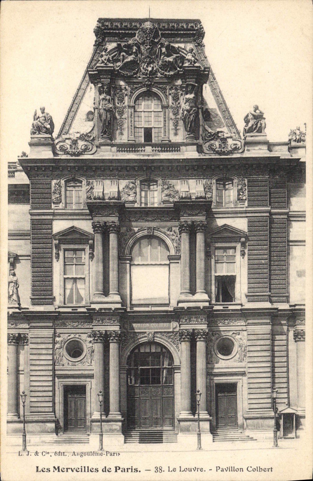 CPA Les Merveilles de Paris Le Louvre Pavillon Colbert 