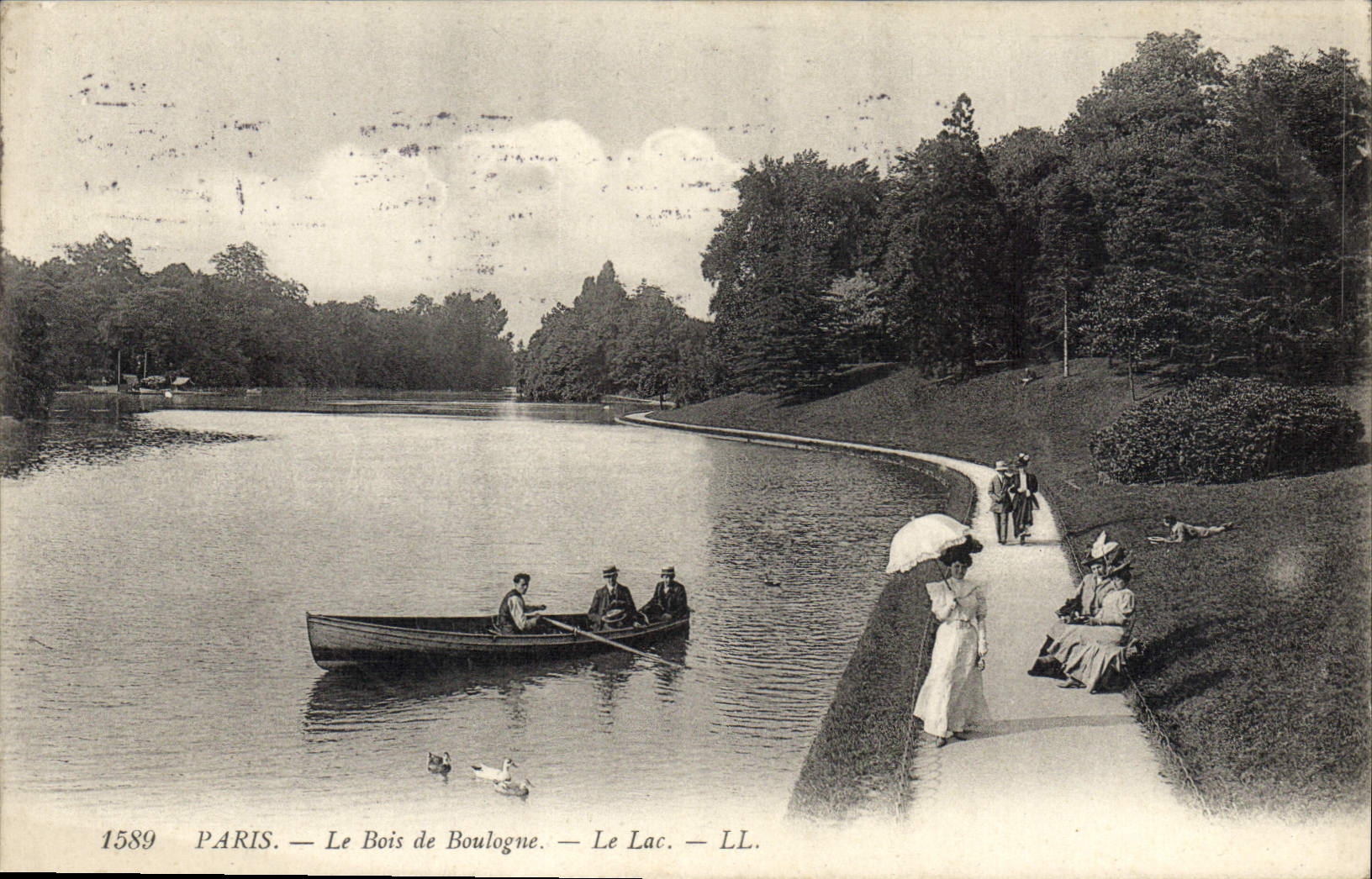 CPA Paris Le Bois de Boulogne Le Lac