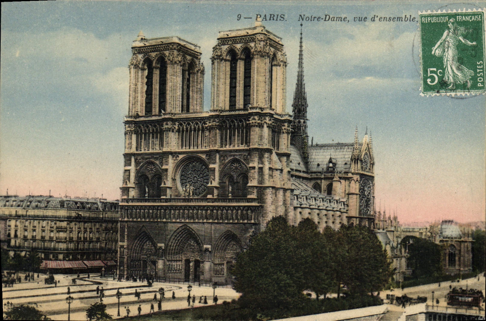 CPA Paris Notre Dame vue d'ensemble
