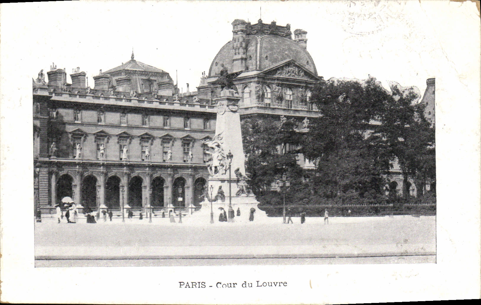 CPA Paris Cour du Louvre 