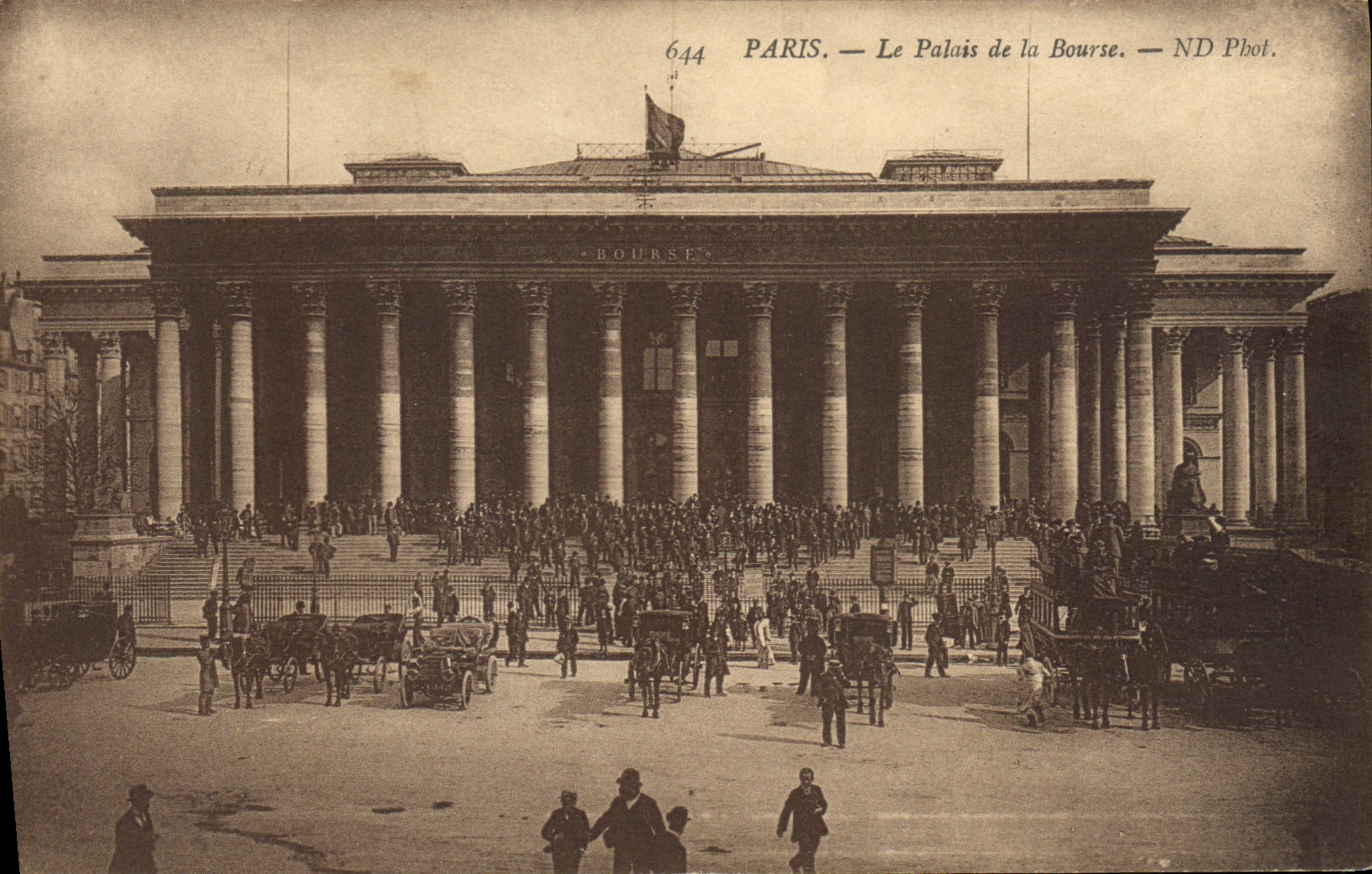 CPA Paris Le Palais de la Bourse 
