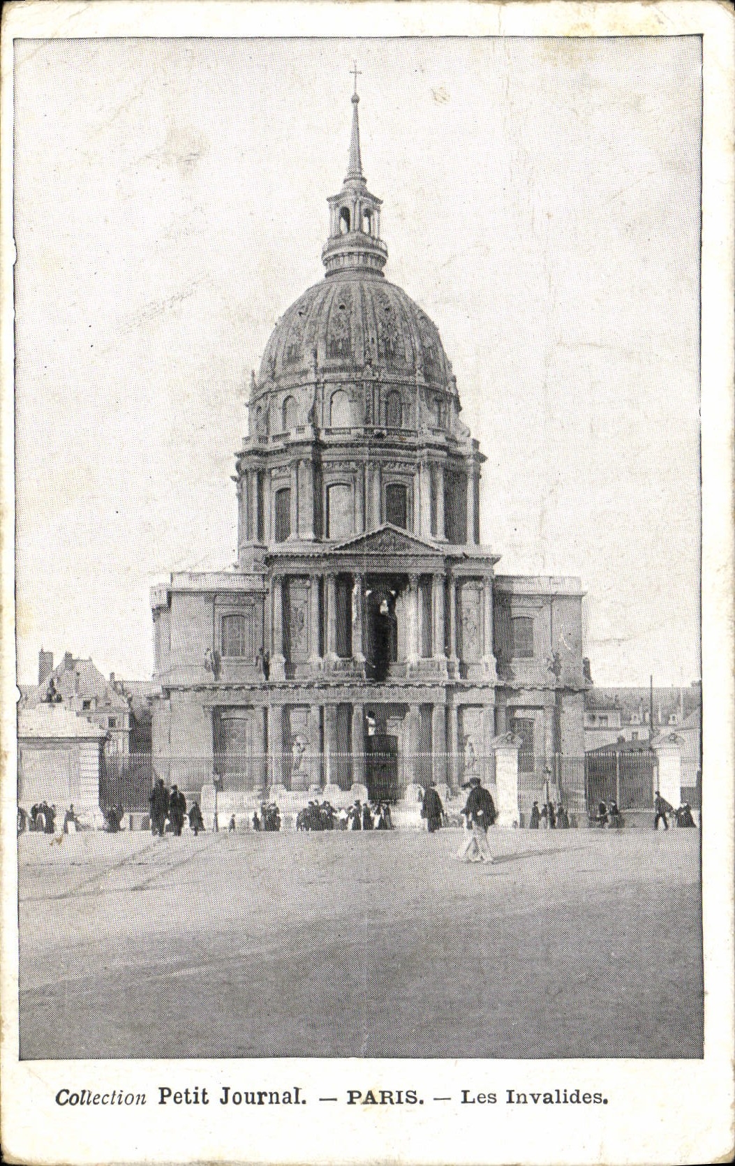 CPA Paris Les Invalides 