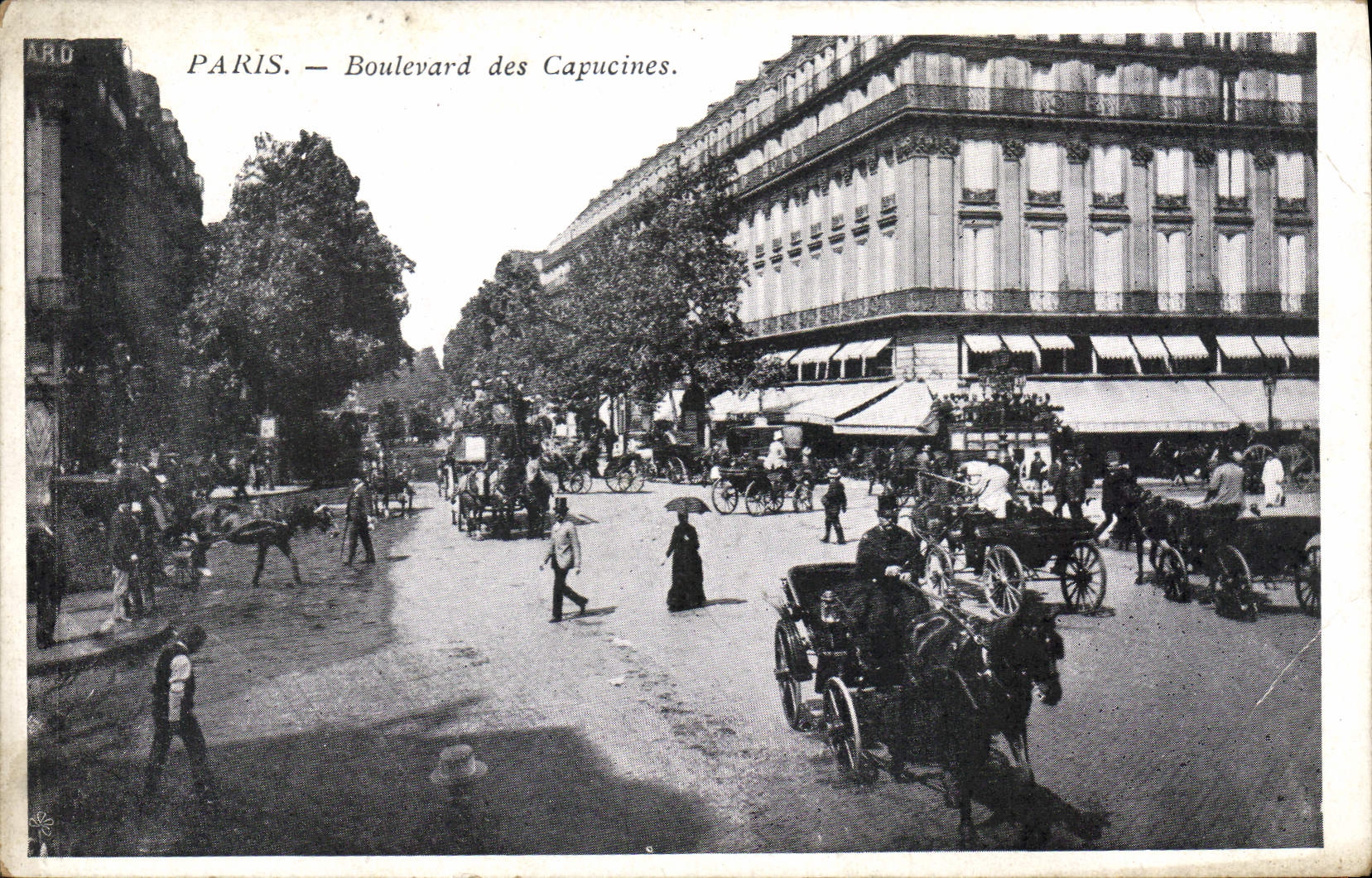 CPA Paris Boulevard des Capucines 