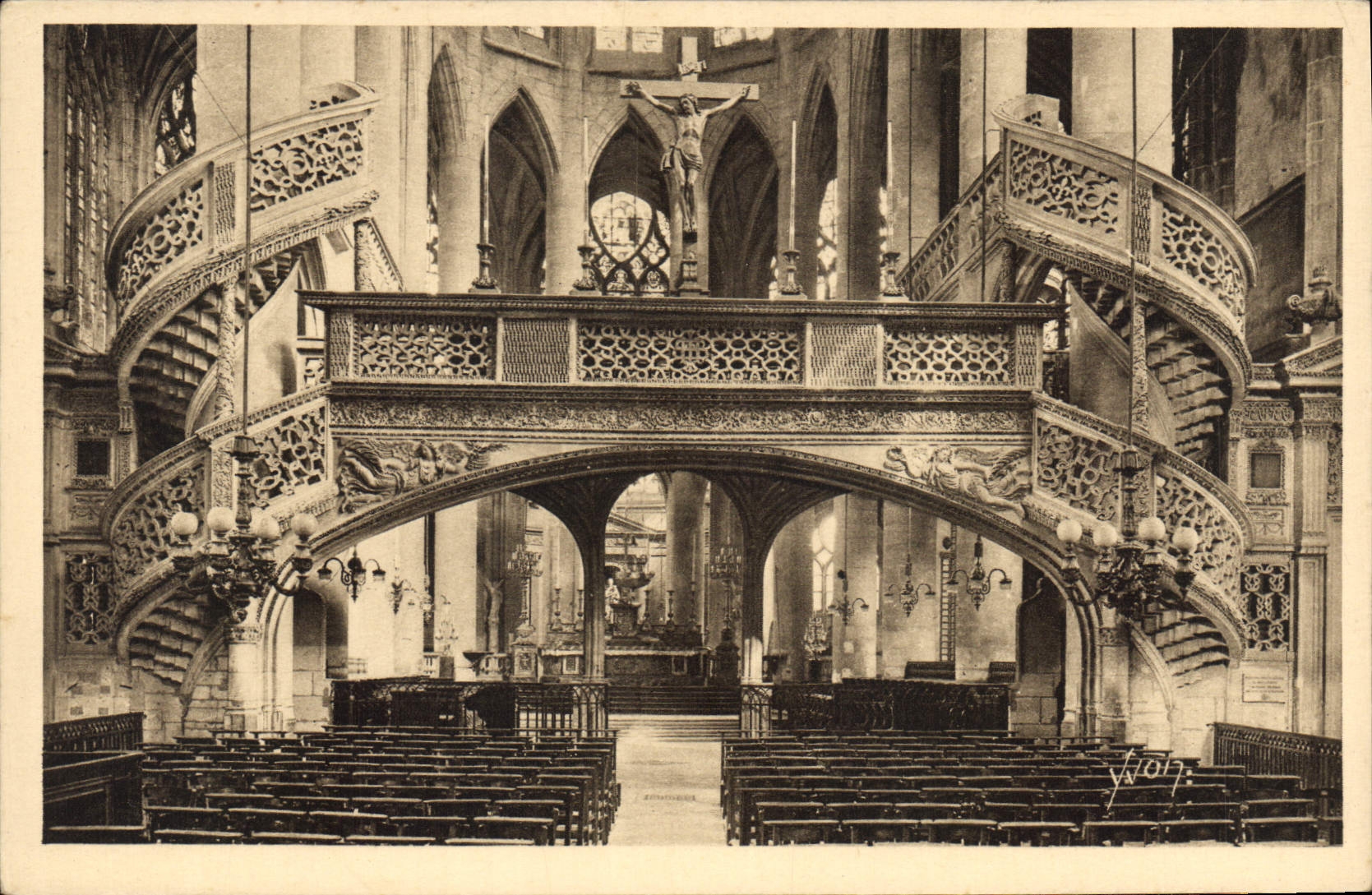 CPA Paris Interieur de St Etienne du Mont