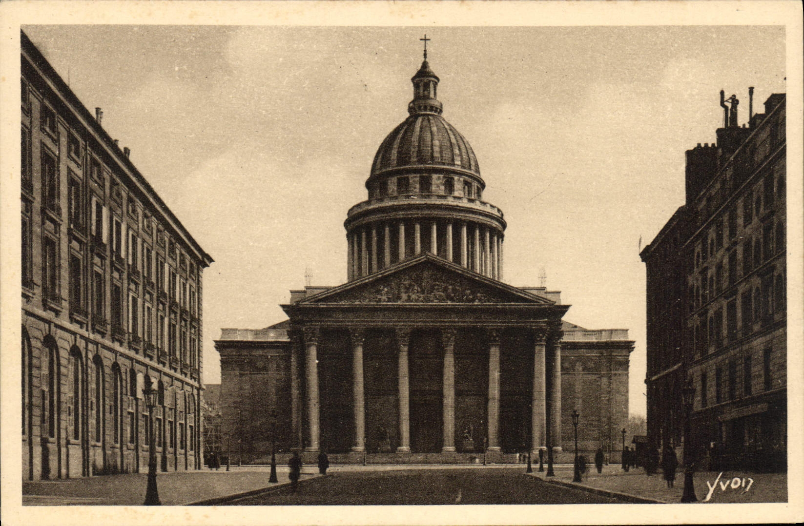 CPA Paris Le Pantheon 