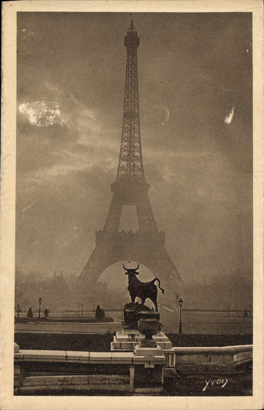 CPA Paris La Tour Eiffel 