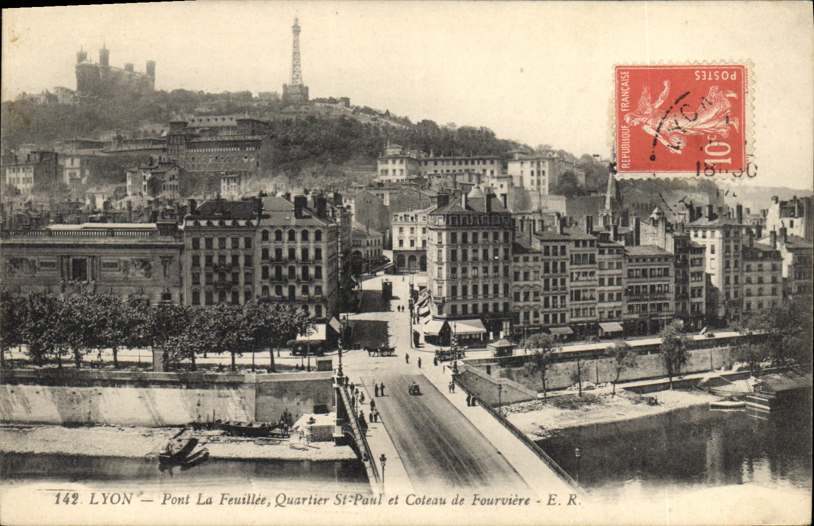 CPA Lyon Pont La Feuillee Quartier St Paul et Coteau de Fourviere