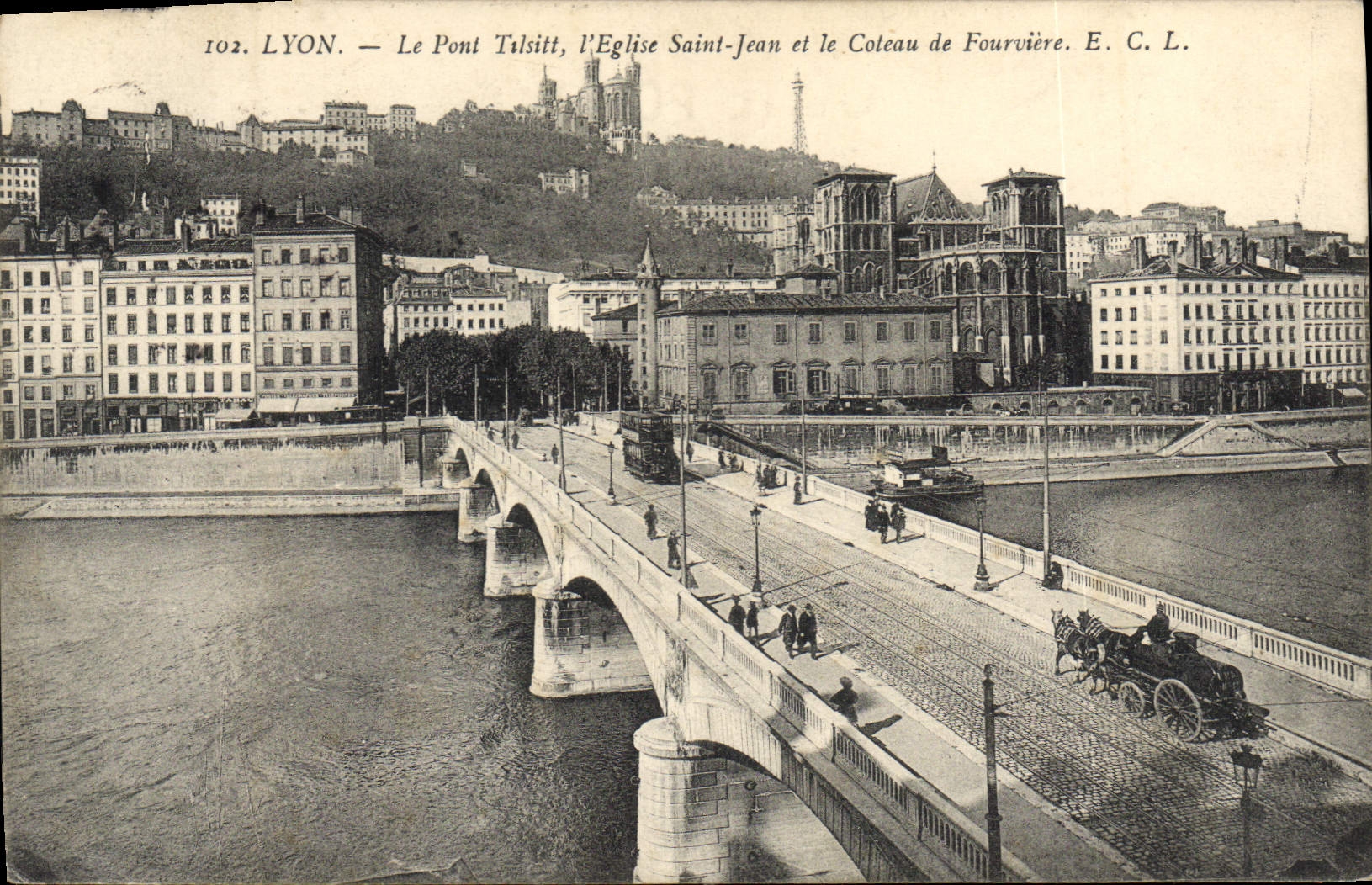 CPA Lyon Le Pont Tilsitt l'Eglise Saint Jean et le Coteau de Fourviere 