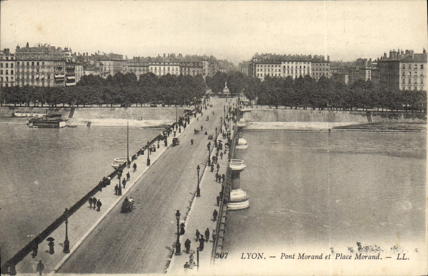 CPA Lyon Pont Morand et Place Morand 