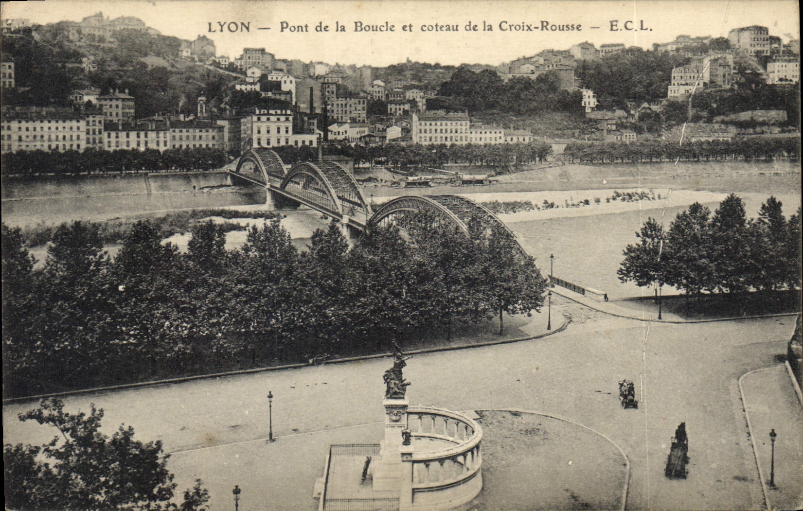 CPA Lyon Pont de la Boucle et coteau de la Croix Rousse 