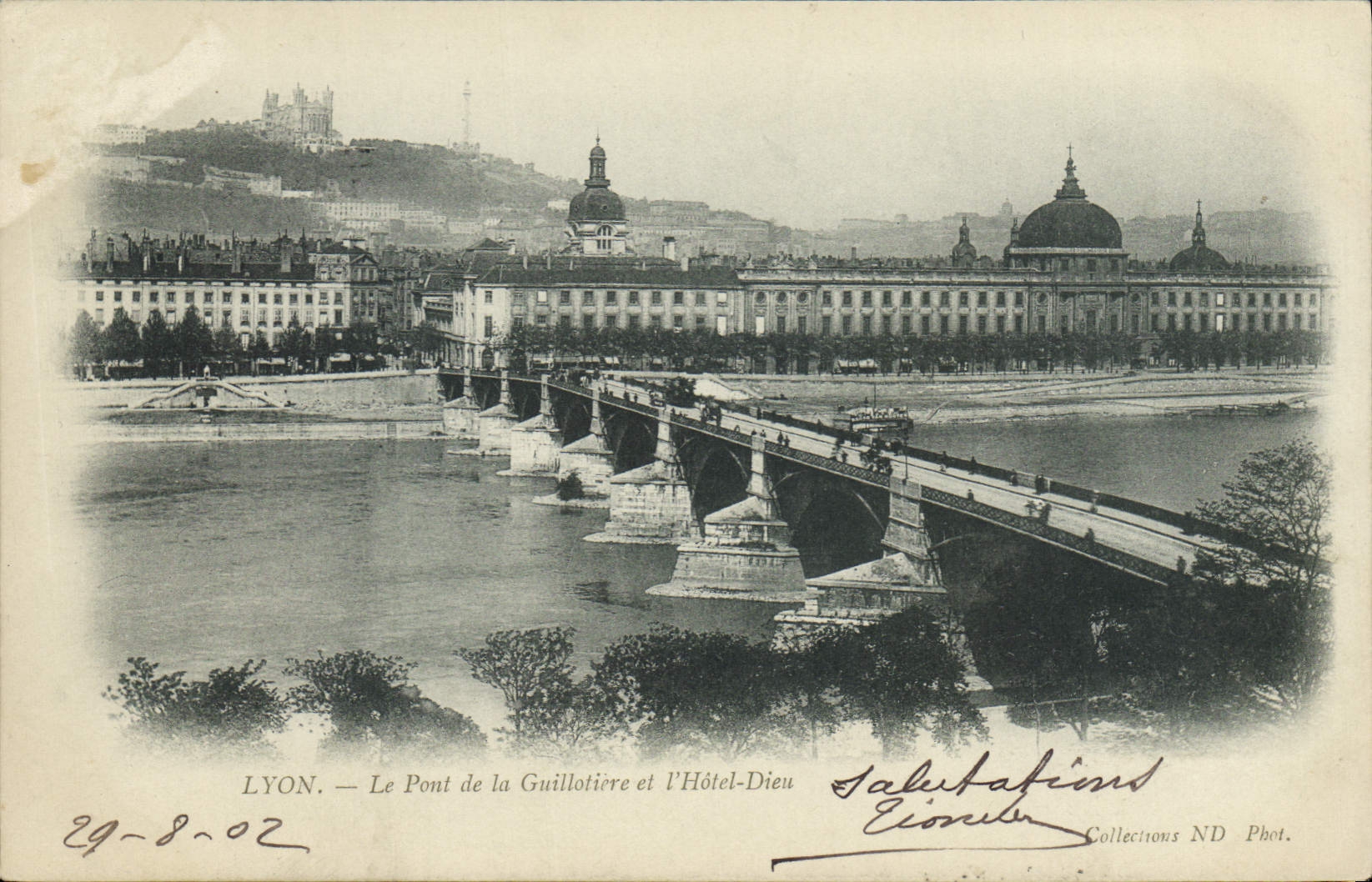 CPA Lyon Le Pont de la Guillotiere et l'Hotel Dieu 