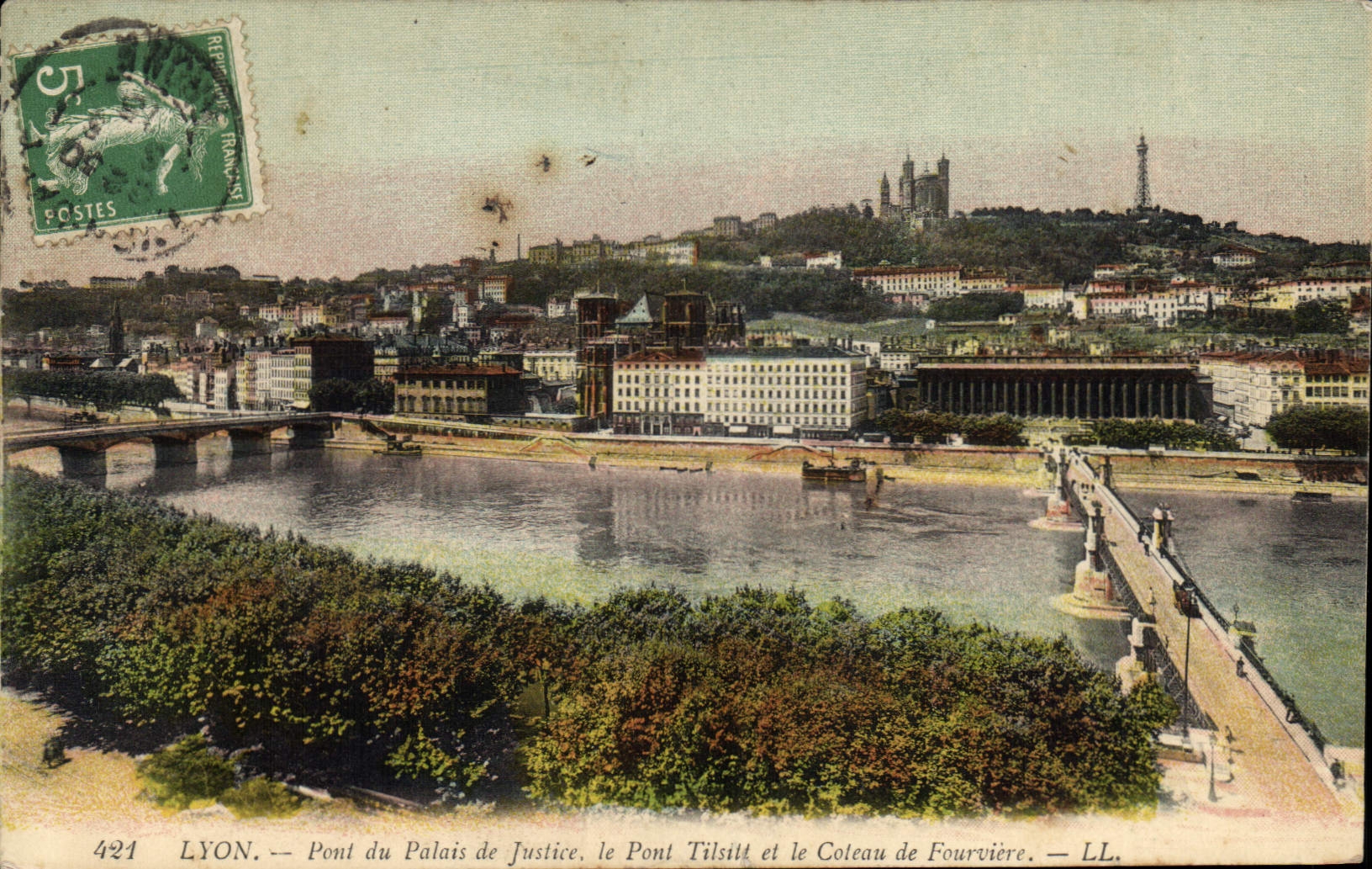 CPA Lyon Pont du Palais de Justice le Pont Tilsitt et le Coteau de Fourviere 