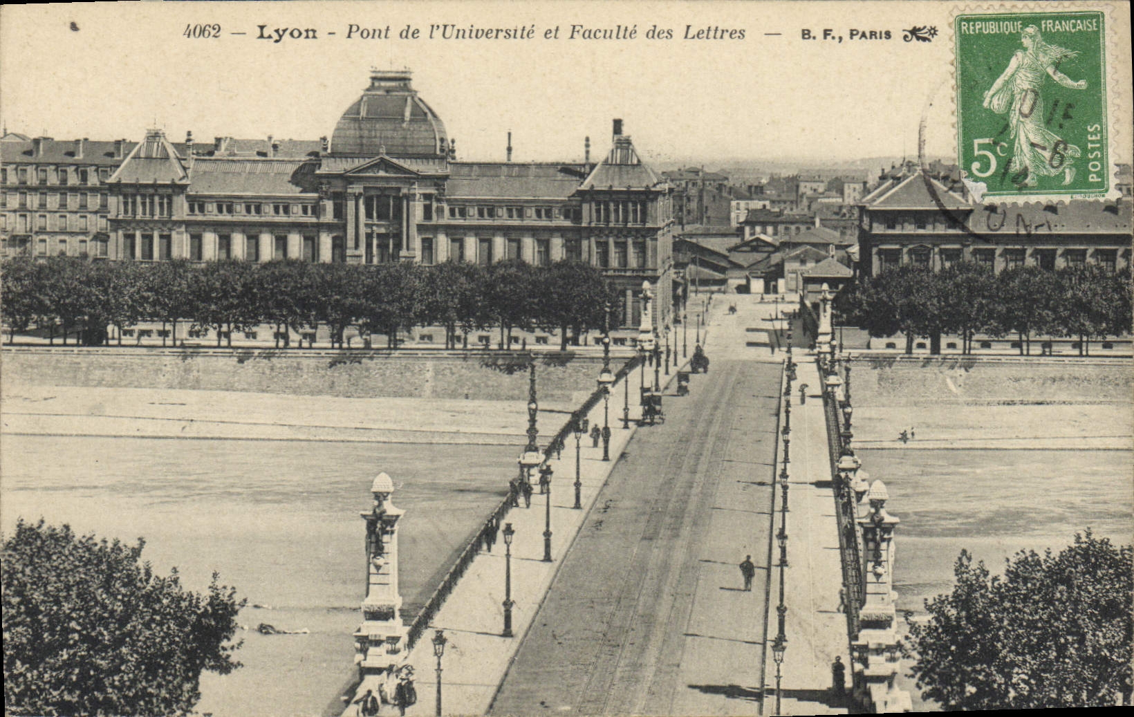 CPA Lyon Pont de l'Universite et Faculte des Lettres 
