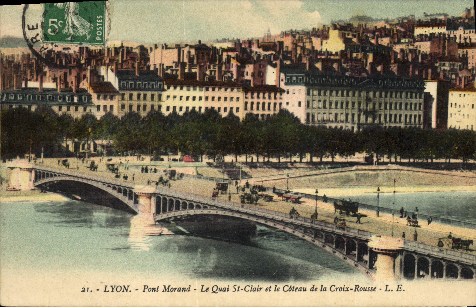 CPA Lyon Pont Morand Le Quai St Clair et le Coteau de la Croix Rousse
