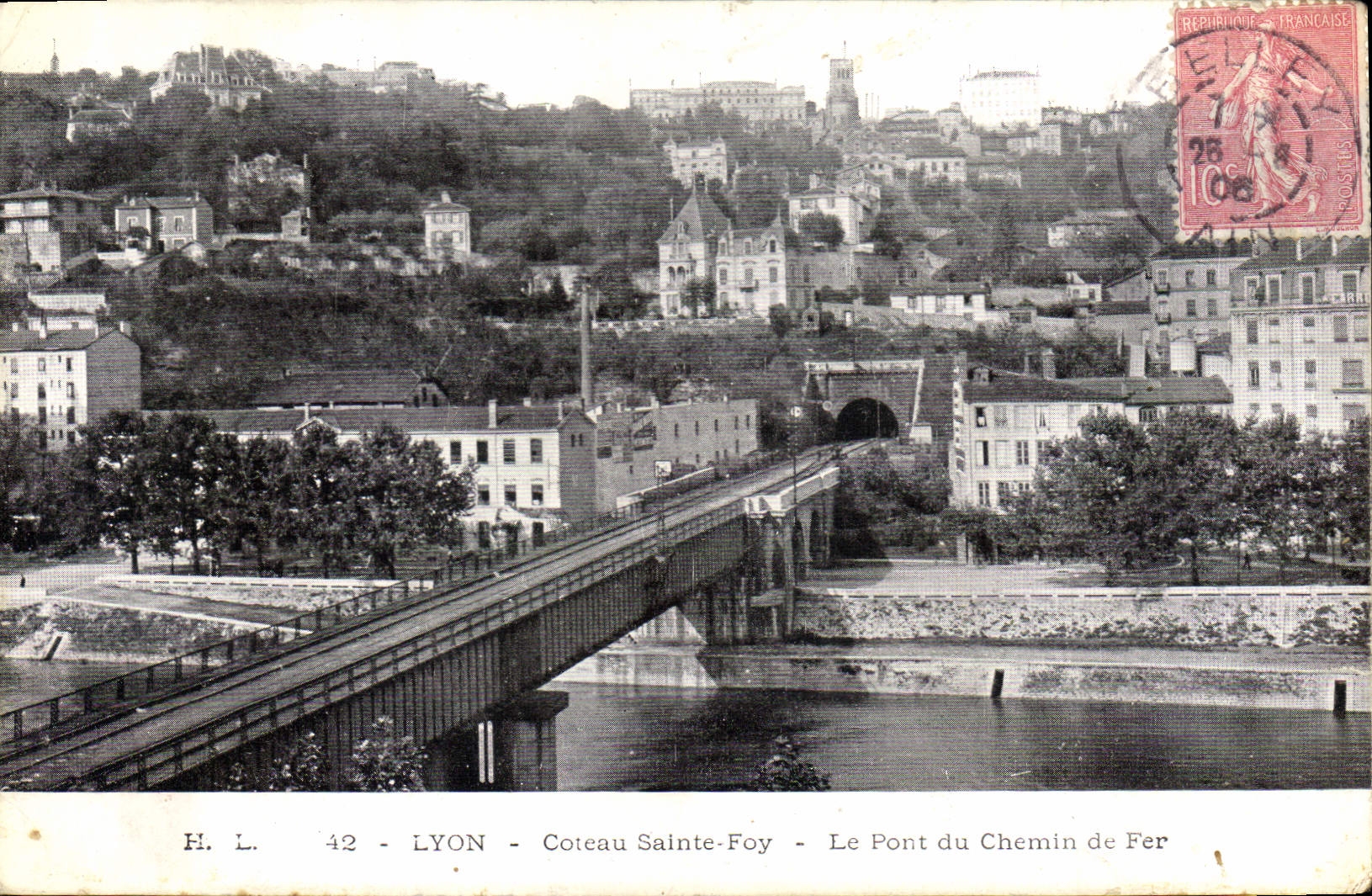 CPA Lyon Coteau Sainte Foy Le Pont du Chemin de Fer 