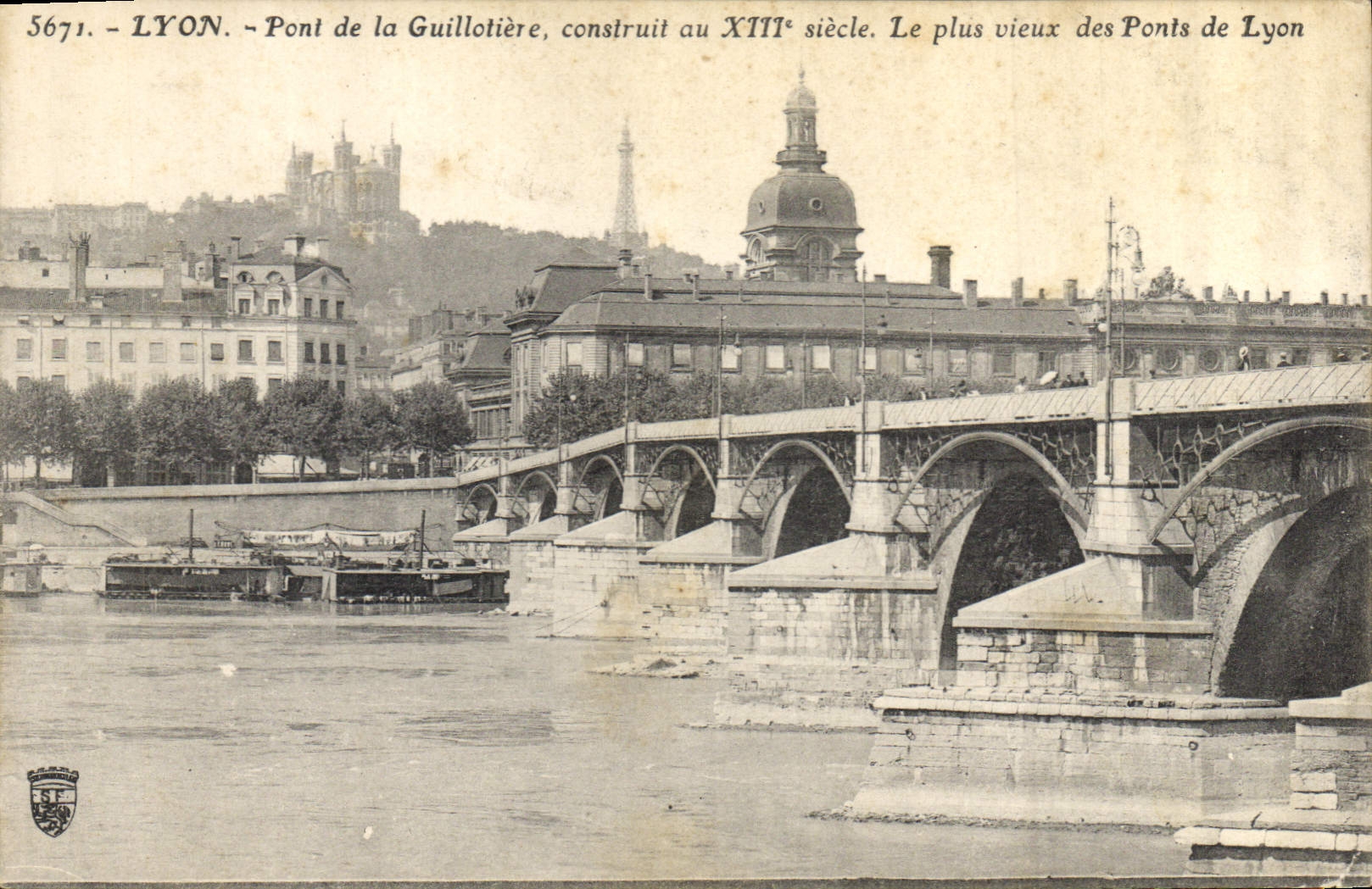 CPA Lyon Pont de la Guillotiere Le plus vieux des Ponts de Lyon 