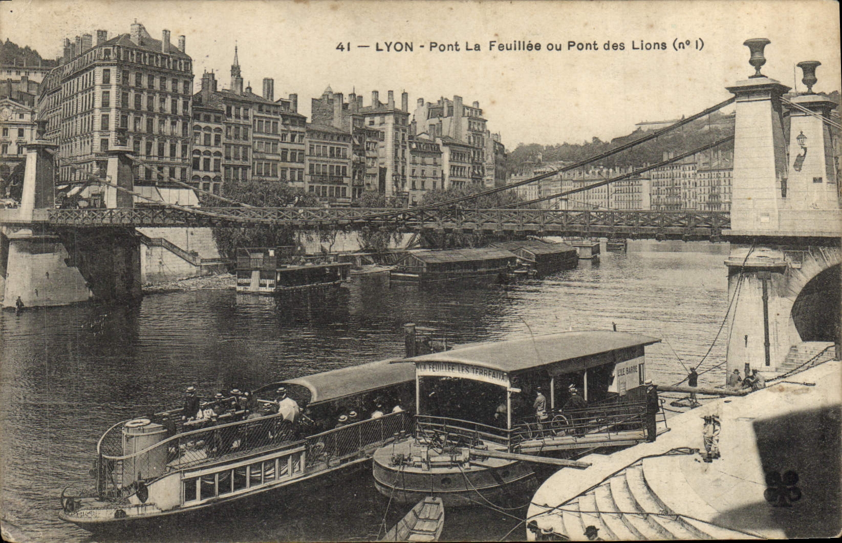 CPA Lyon Pont La Feuillee ou Pont des Lions