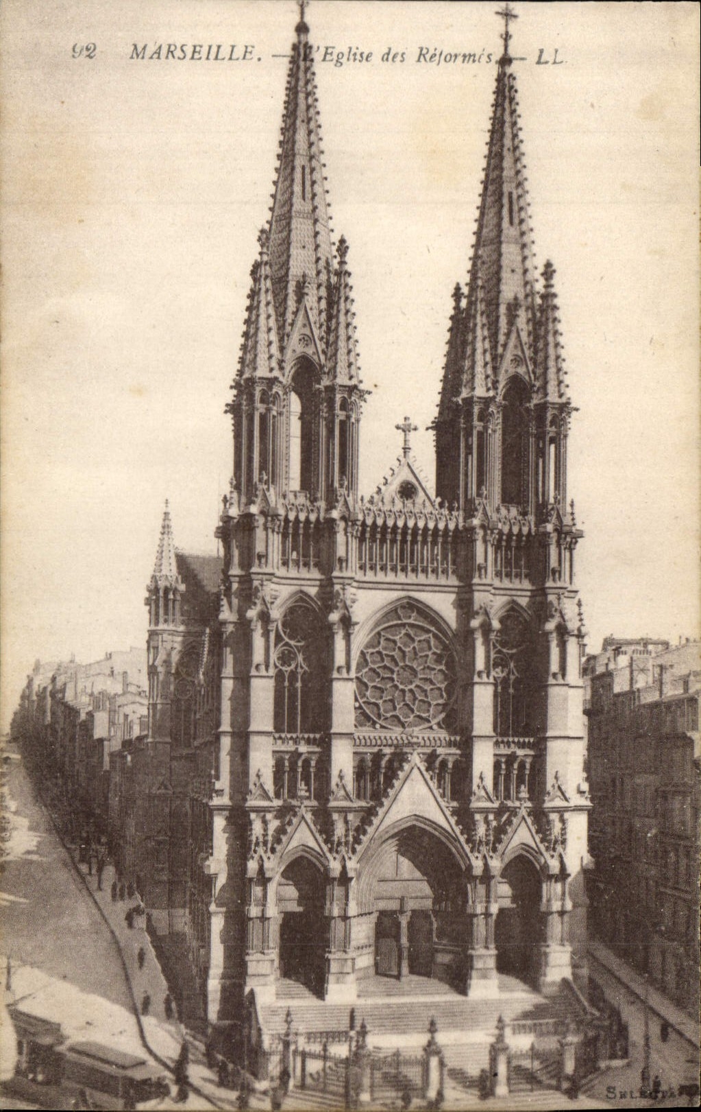 CPA Marseille L'Eglise des Reformes 