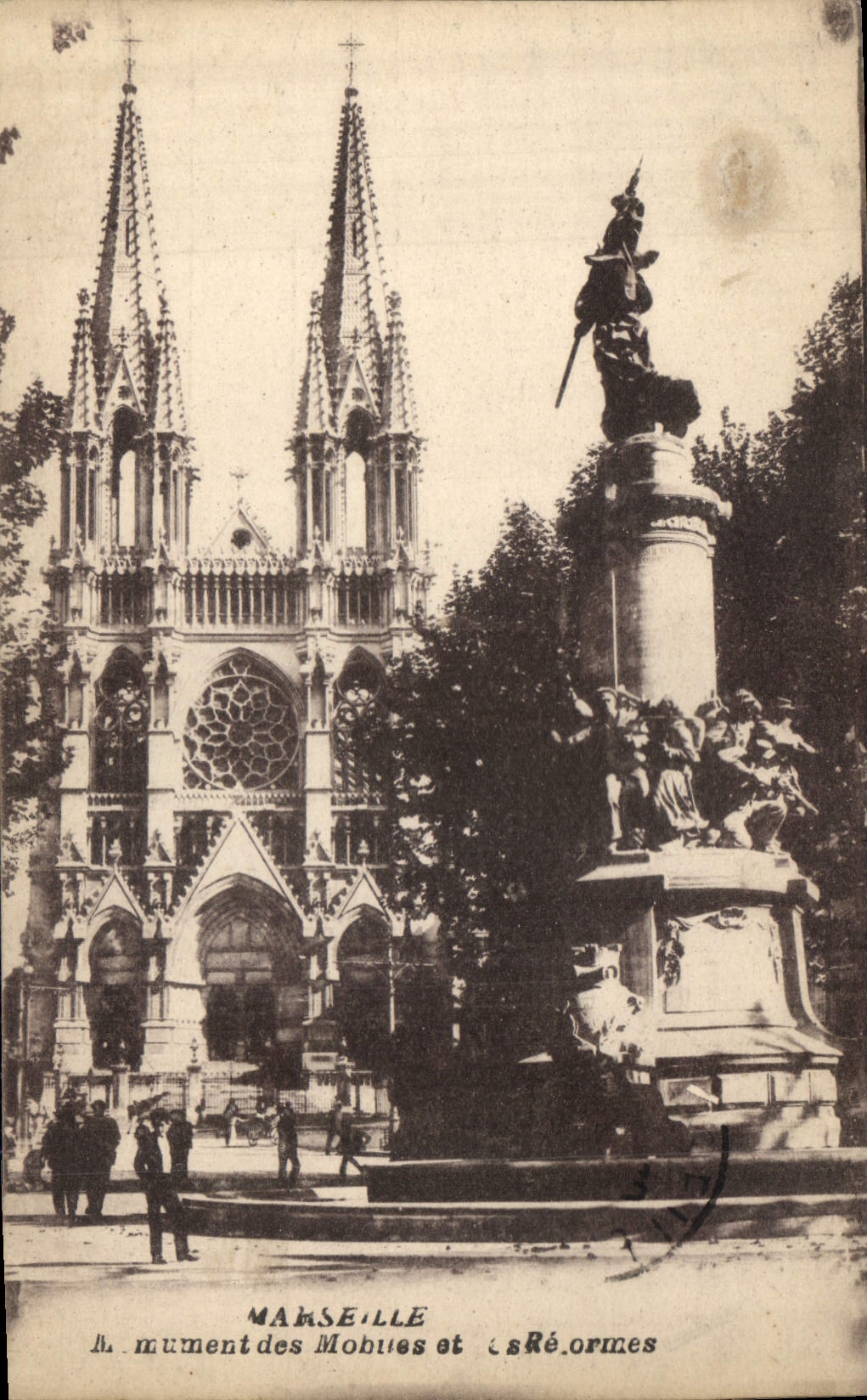 CPA Marseille Monument des Mobiles et Les Reformes 
