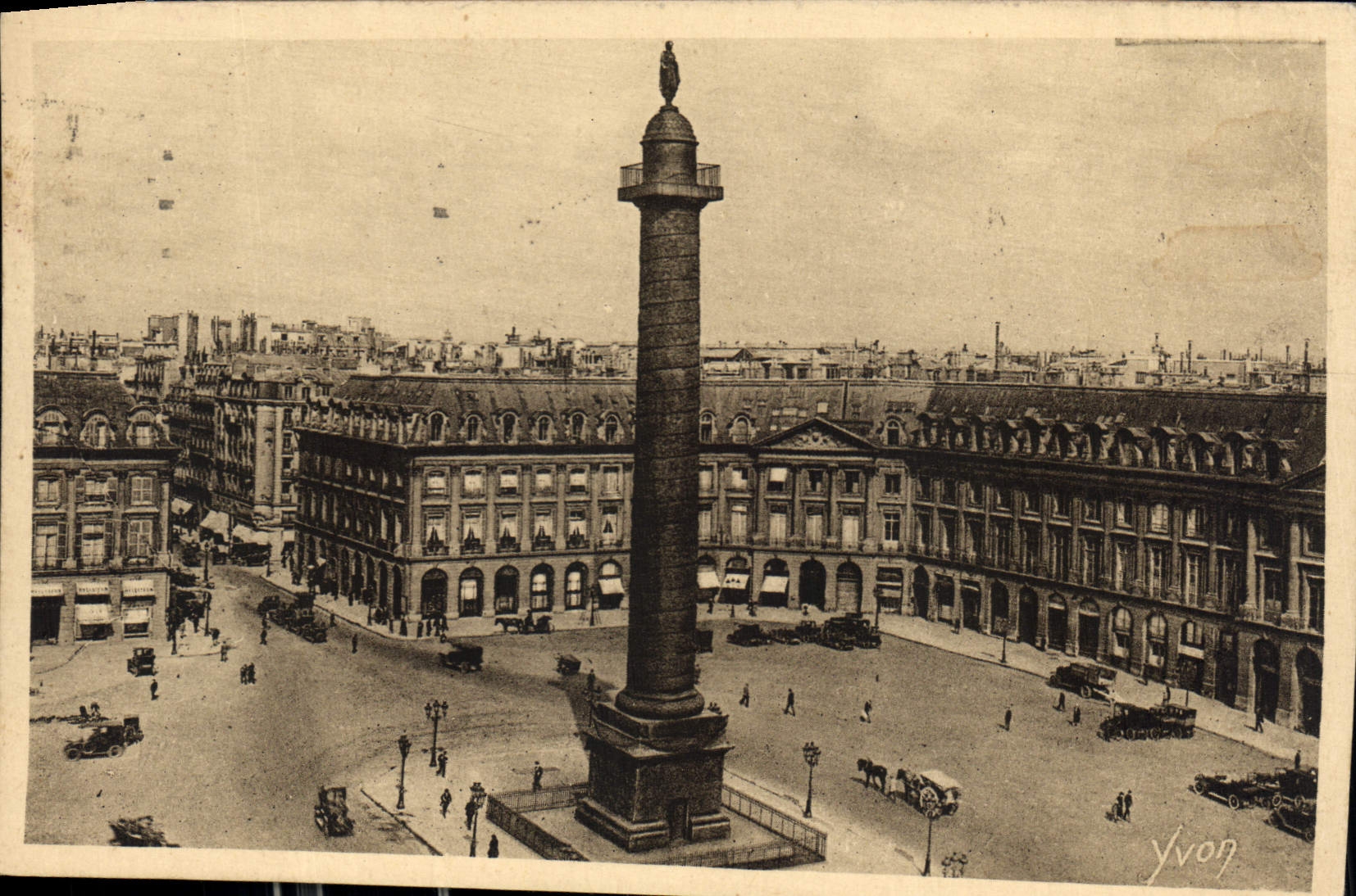 CPA Paris Place et Colonne Vendome 