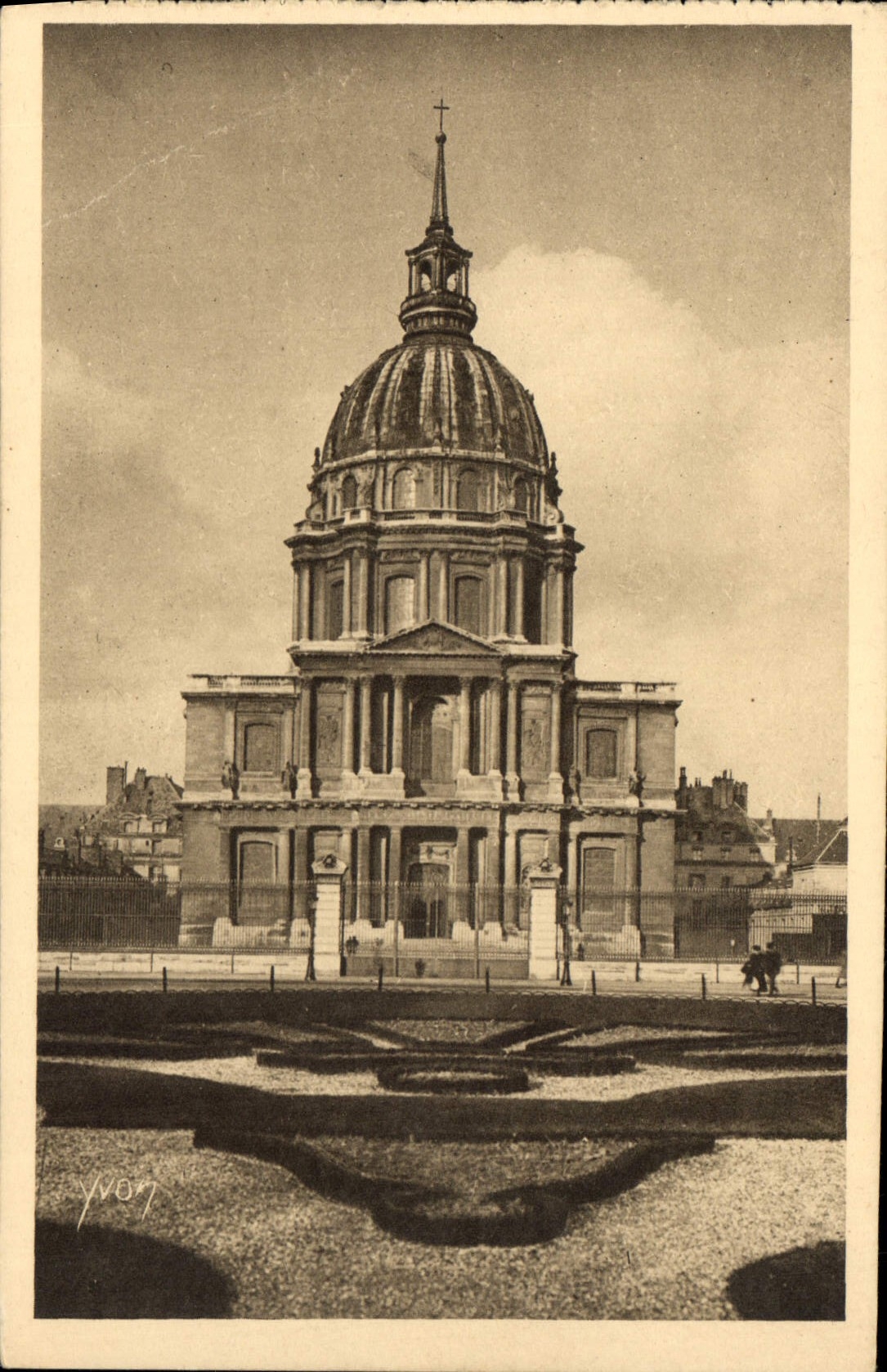 CPA Paris Les Invalides 