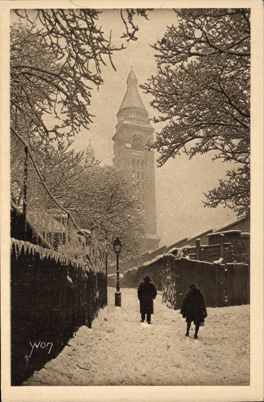 CPA Paris Montmartre sous la neige 