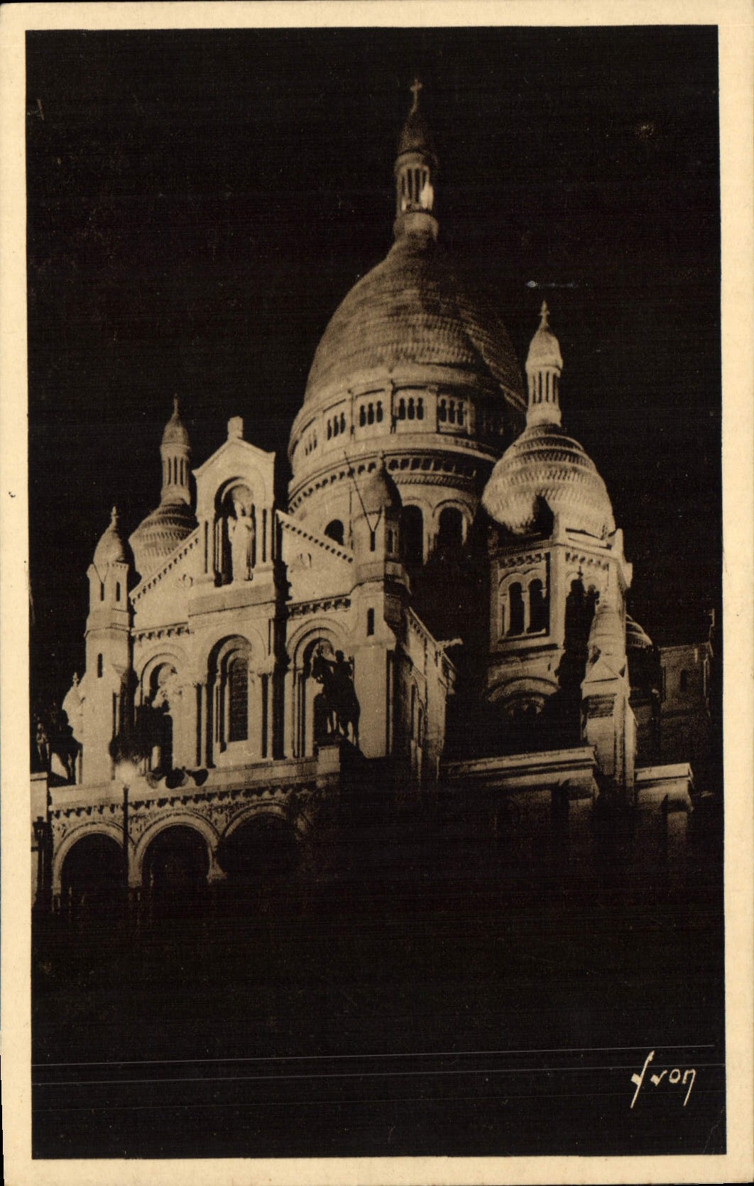 CPA Paris Basilique du Sacre Coeur de Montmartre