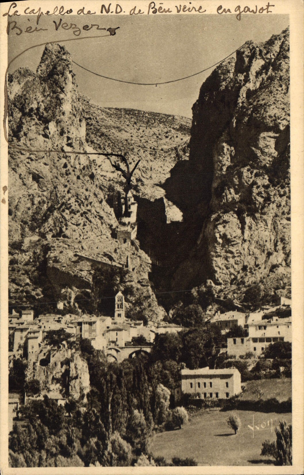 CPA Moustiers Ste Marie Basses Alpes 