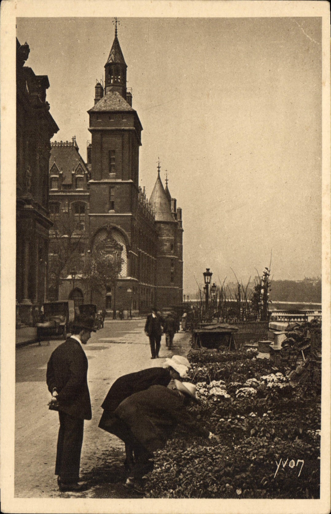 CPA Paris Marche aux fleurs Quai de l'Horloge