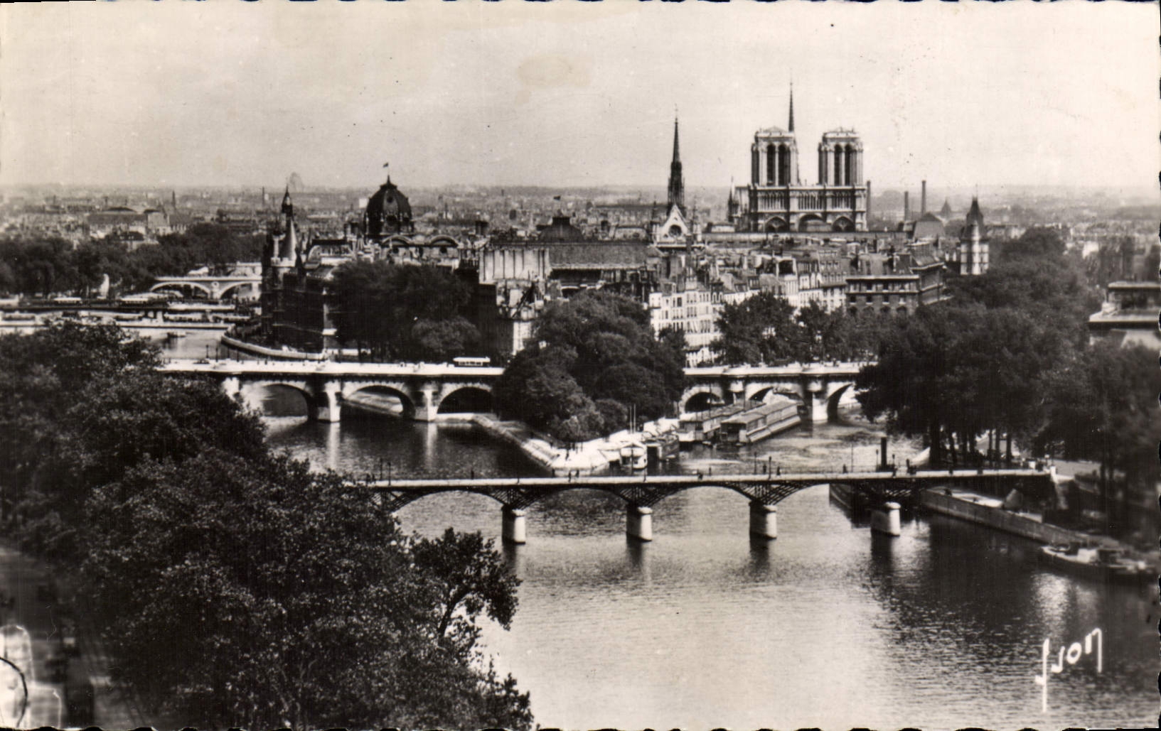 CPA La Cite Notre Dame et les ponts 