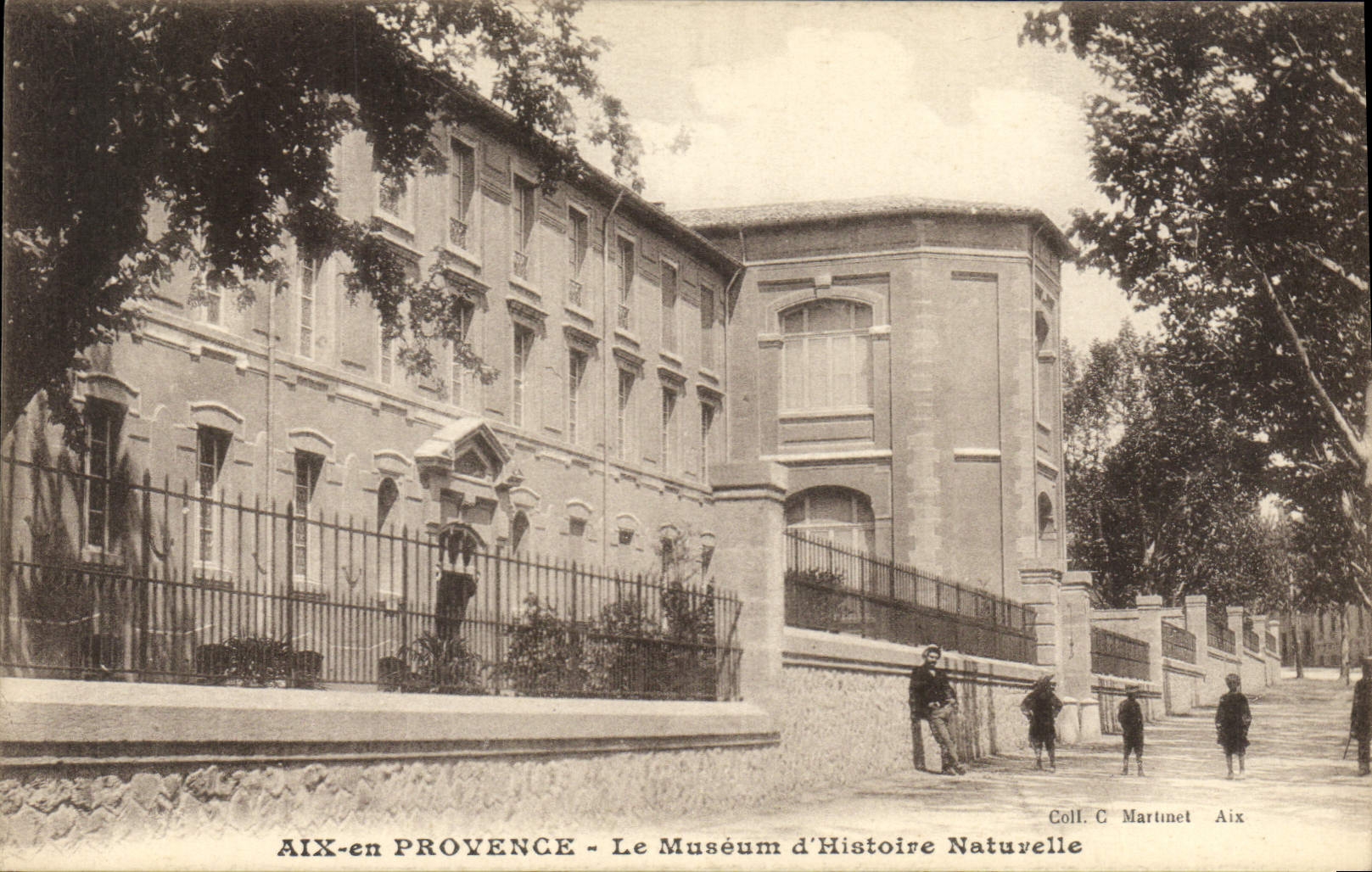 CPA Aix en Provence Le Museum d'Histoire Naturelle
