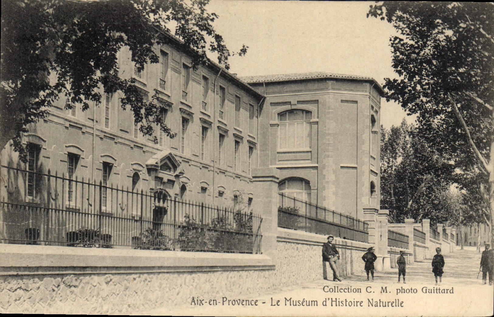 CPA Aix en Provence Le Museum d'Histoire Naturelle