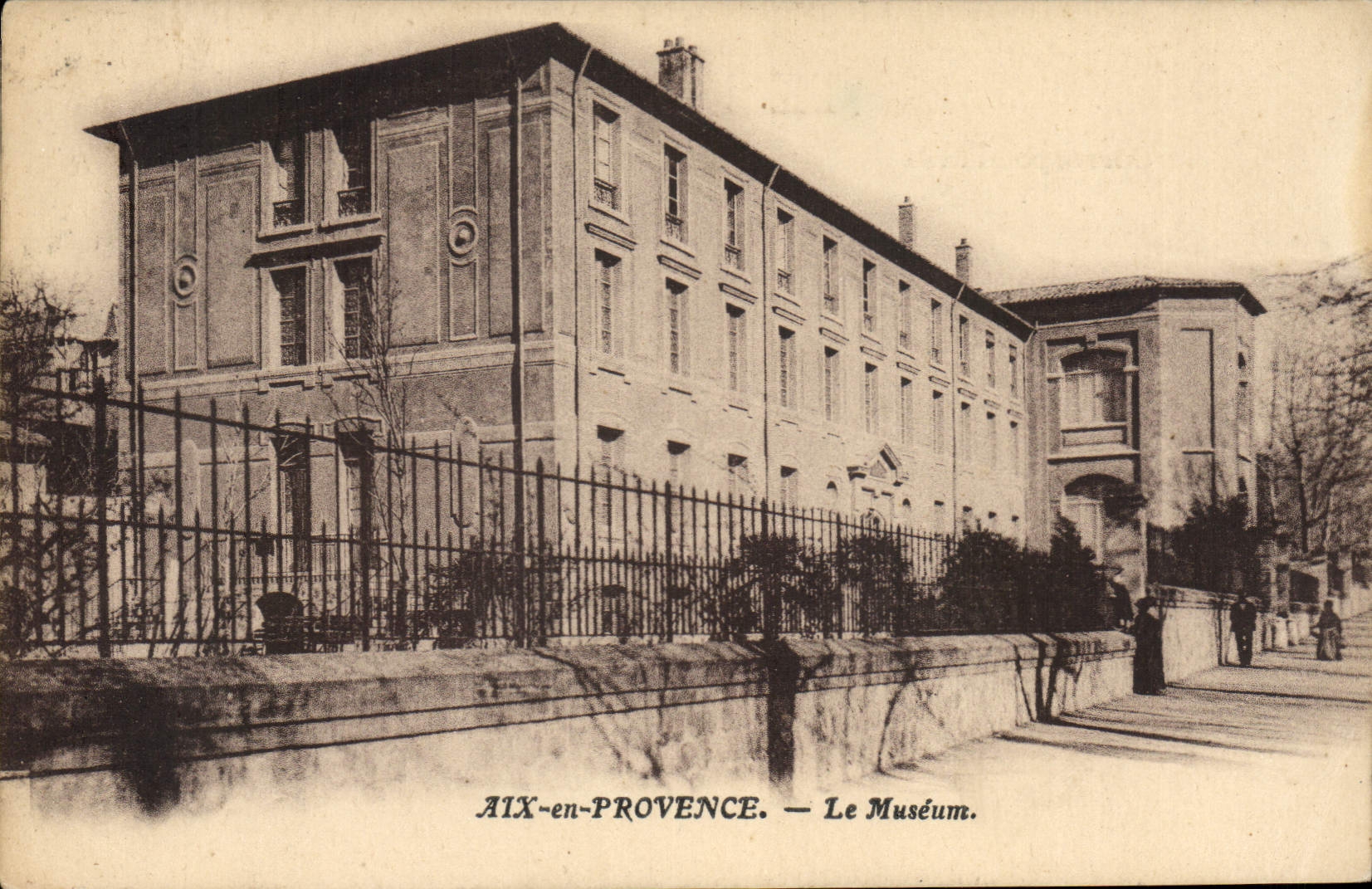 CPA Aix en Provence Le Museum 