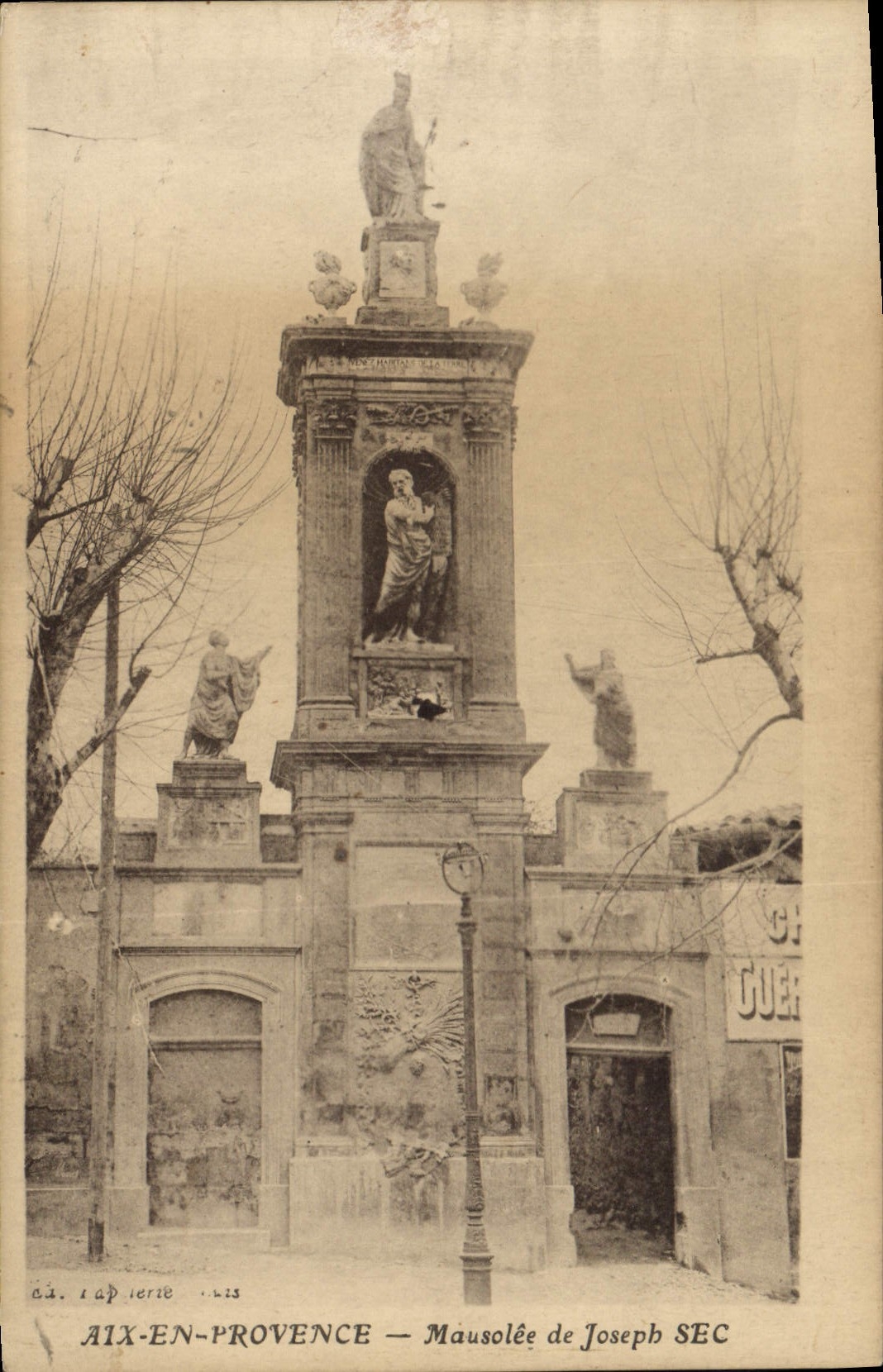 CPA Aix en Provence Mausolee de Joseph Sec 