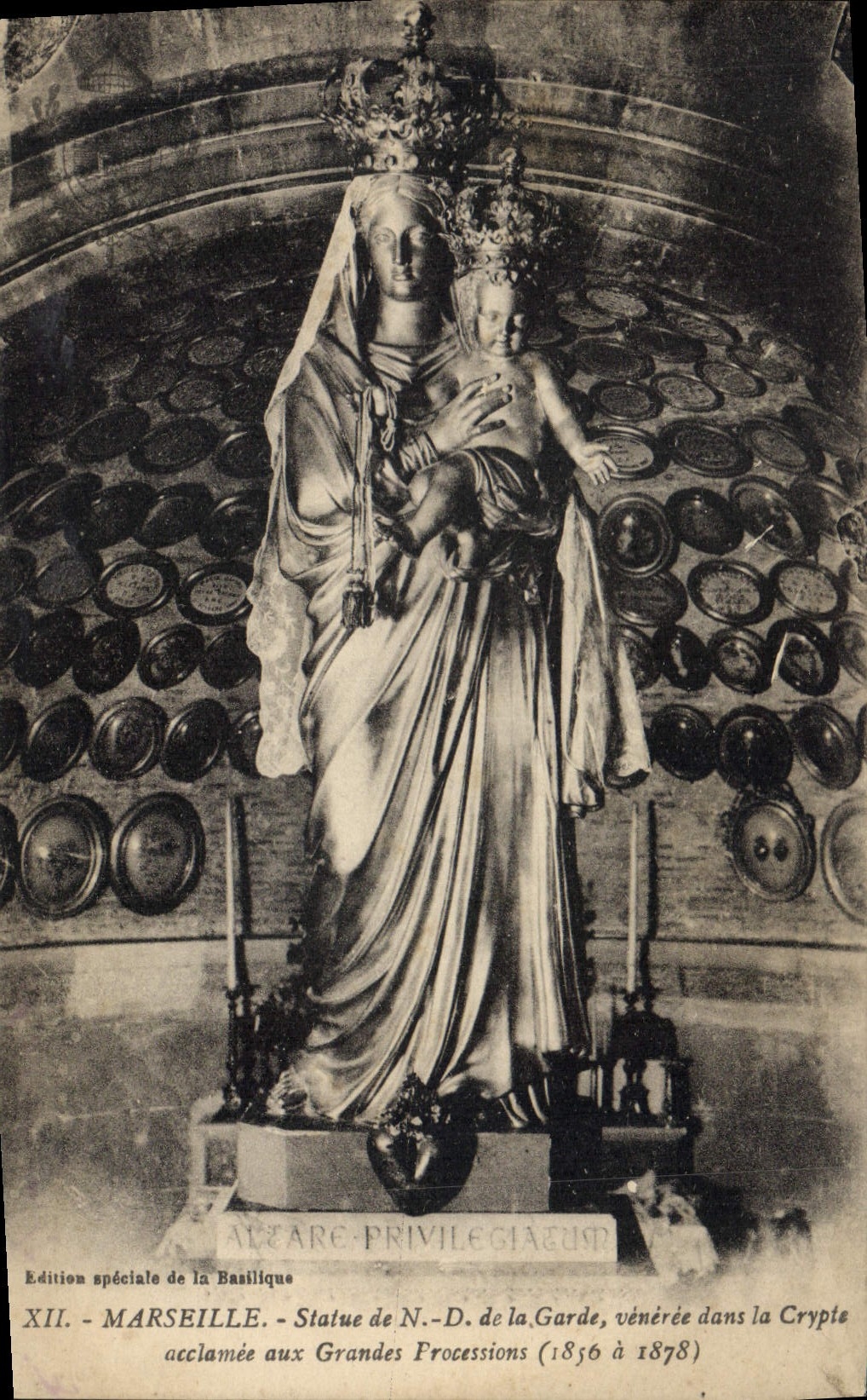 CPA Marseille Statue de ND de la Garde 