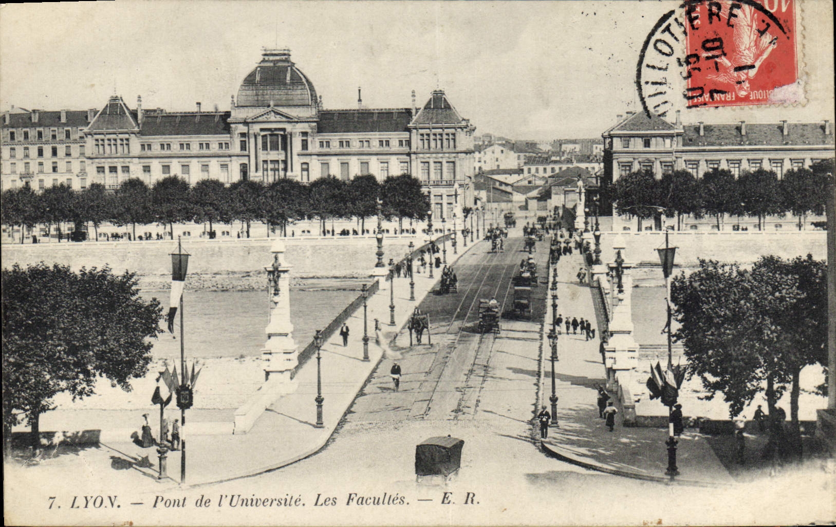 CPA Lyon Pont de l'Universite Les Facultes