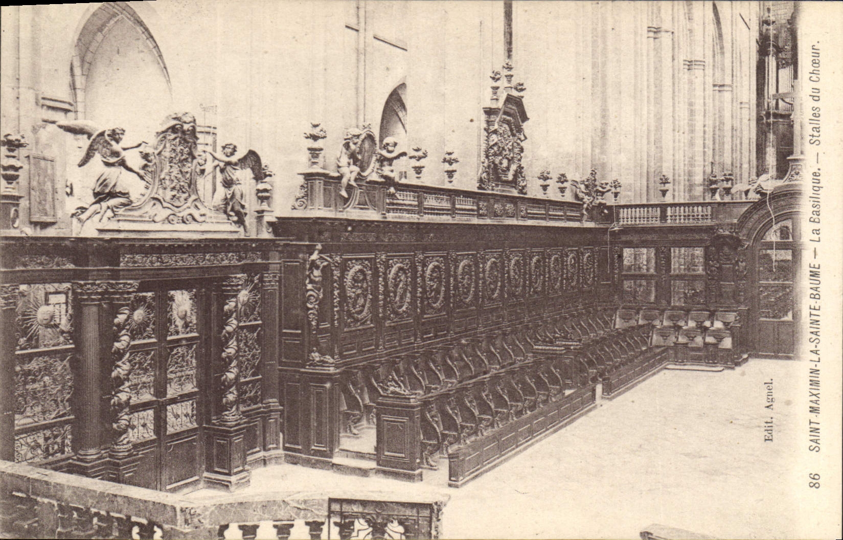CPA Saint Maximin La Sainte Baume La Basilique Stalles du Choeur 