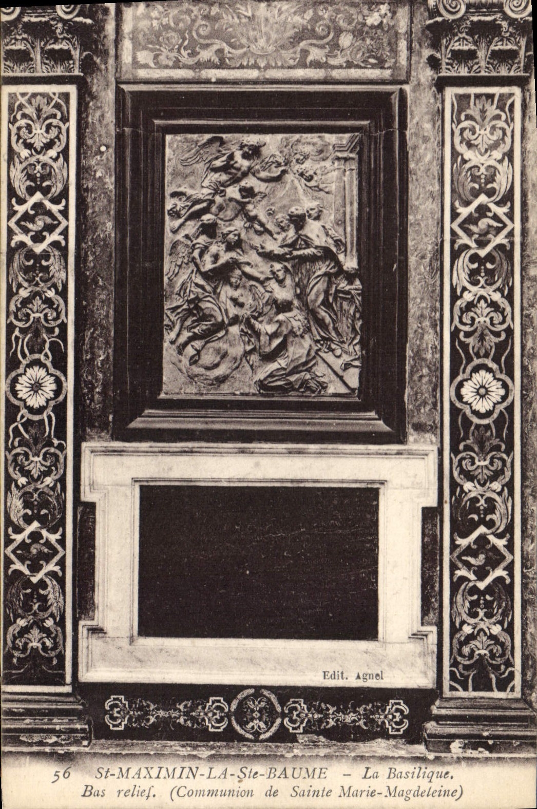 CPA St Maximin La Ste Baume La Basilique Bas relief