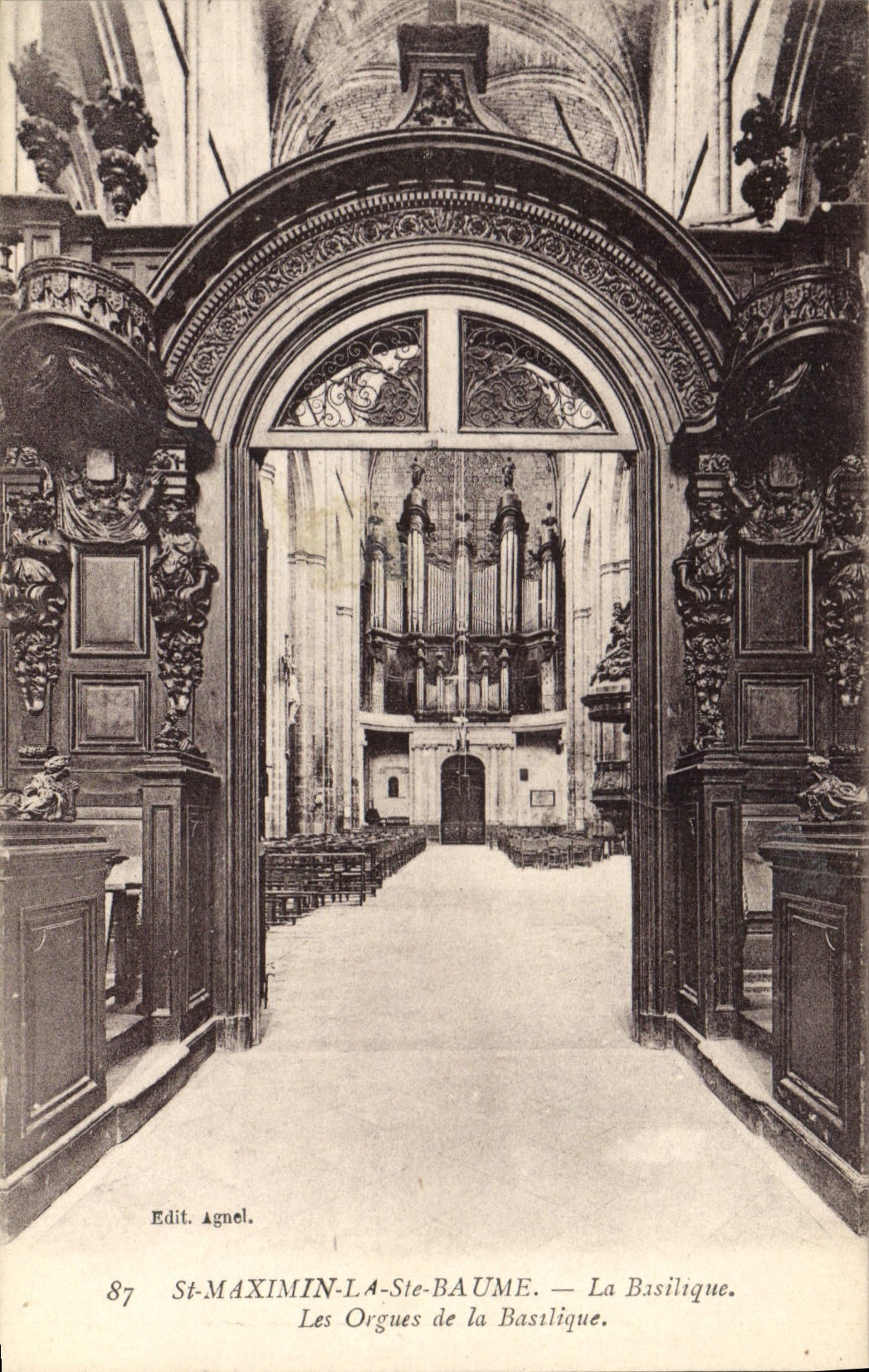 CPA St Maximin La Ste Baume La Basilique Les Orgues de la Basilique 