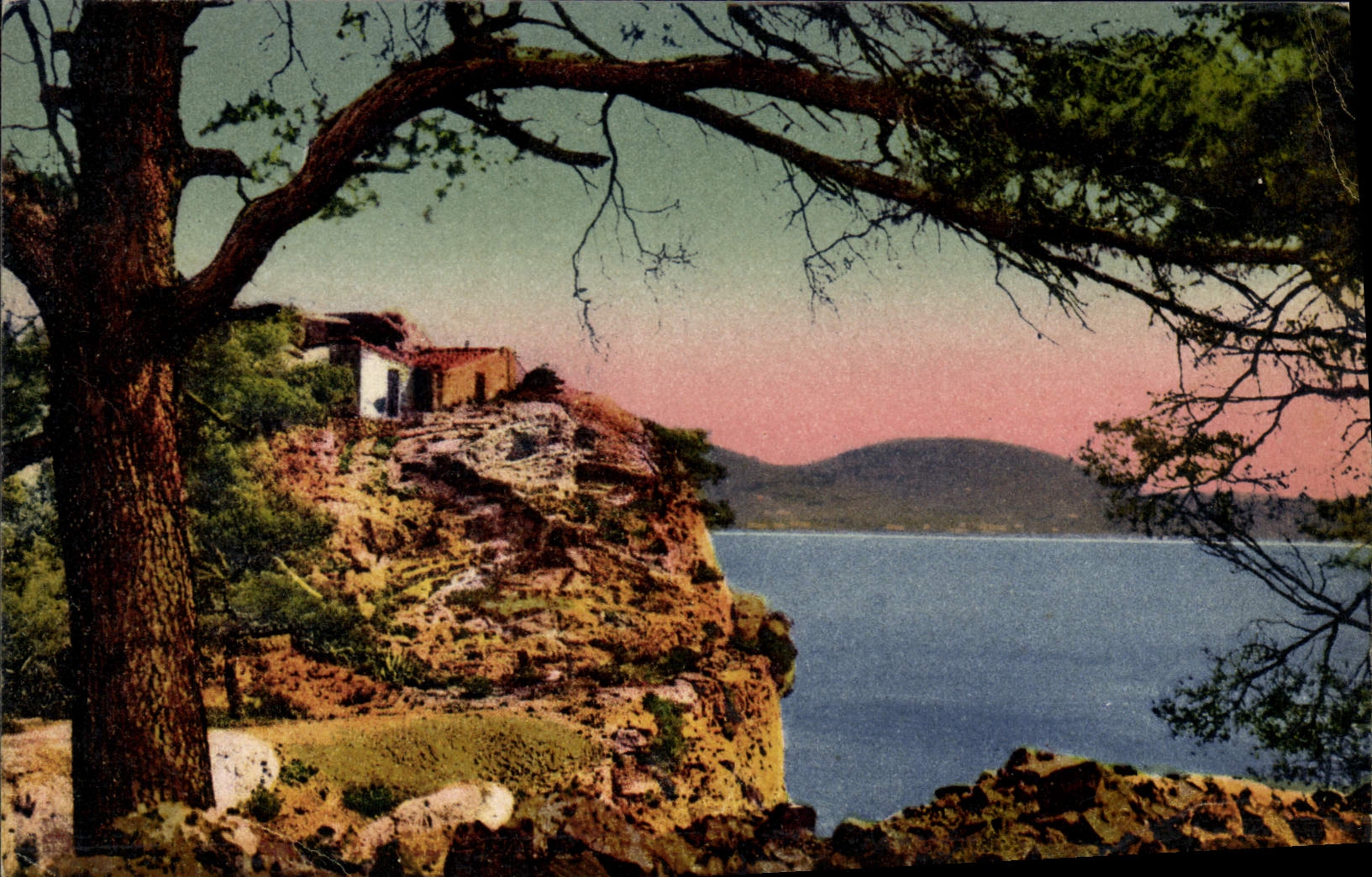 CPA Toulon Cap Brun Un coin du Chemin des Douaniers 