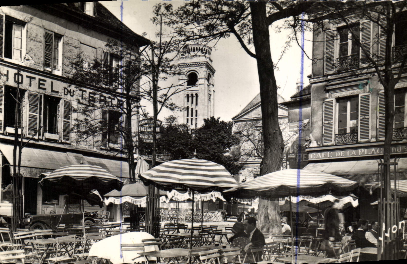 CPA Paris La Place du Tertre 