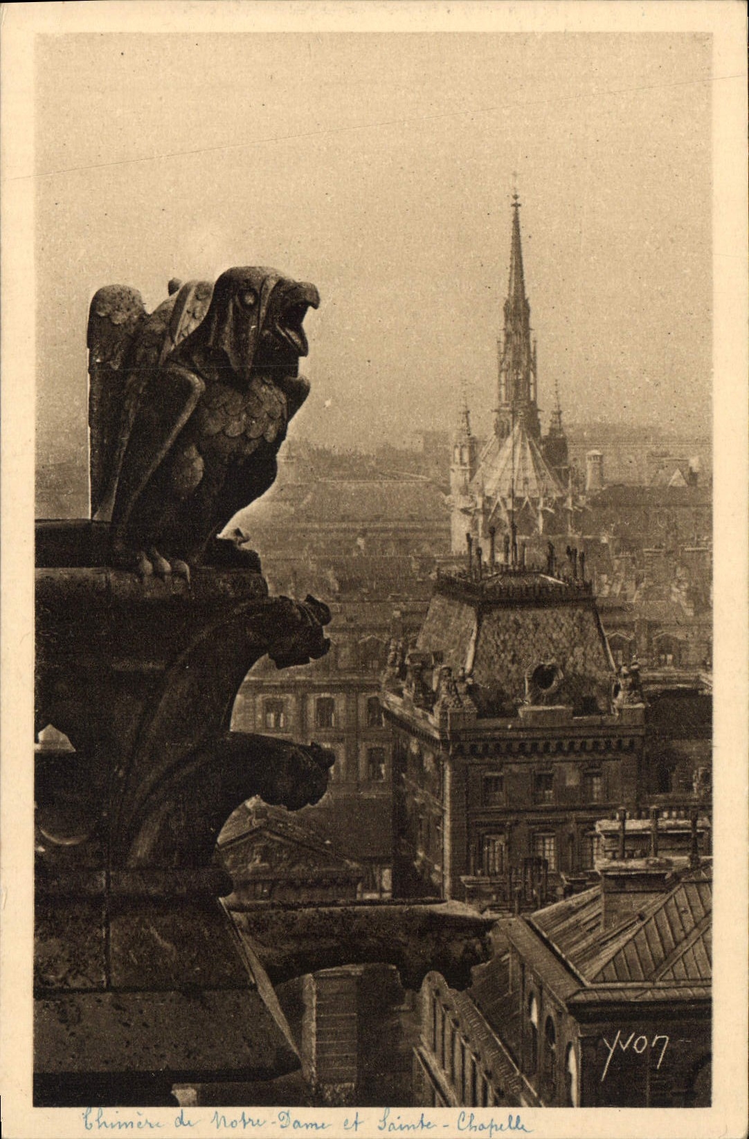 CPA Paris Chimere de Notre Dame et Sainte Chapelle