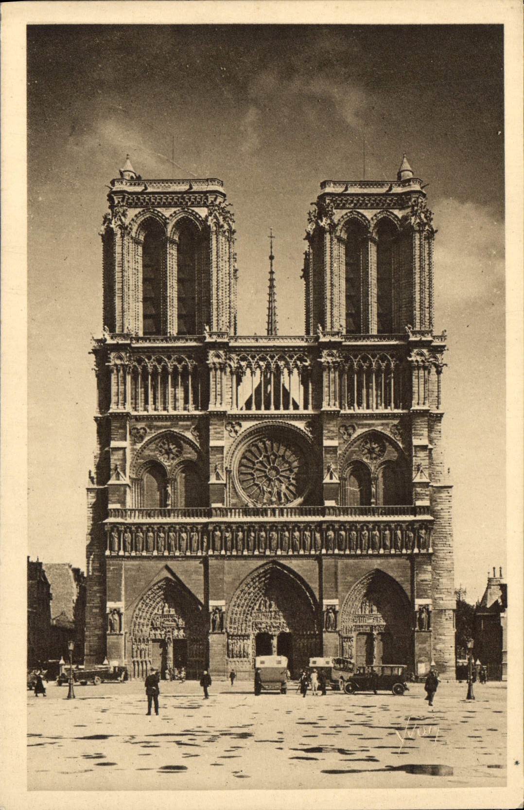 CPA Paris Notre Dame facade
