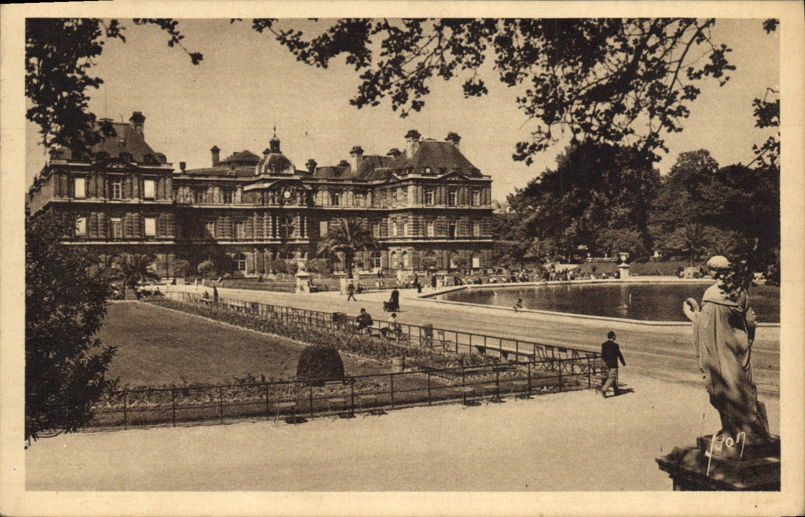 CPA Paris en flanant Palais et jardin du Luxembourg