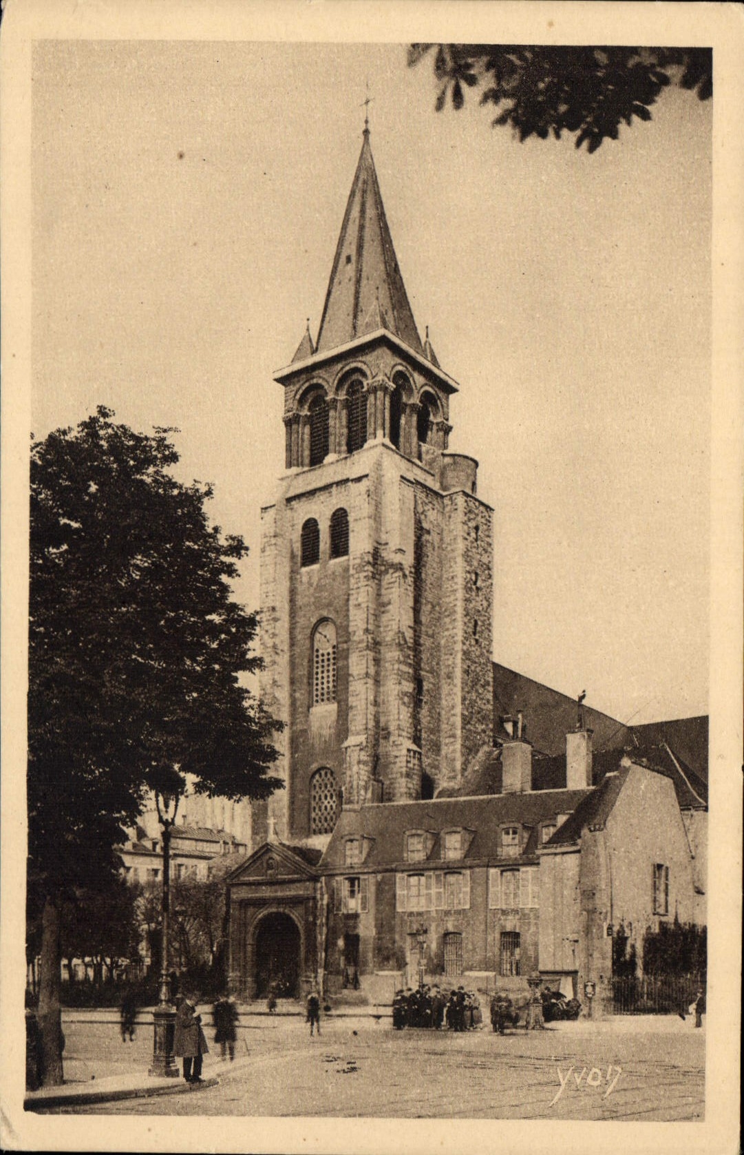 CPA Paris L'Eglise Saint Germain des Pres 