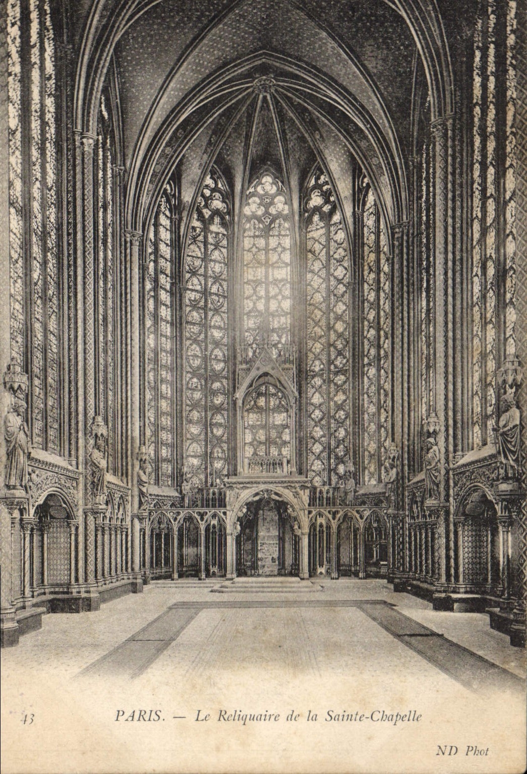 CPA Paris le Reliquaire de la Sainte Chapelle