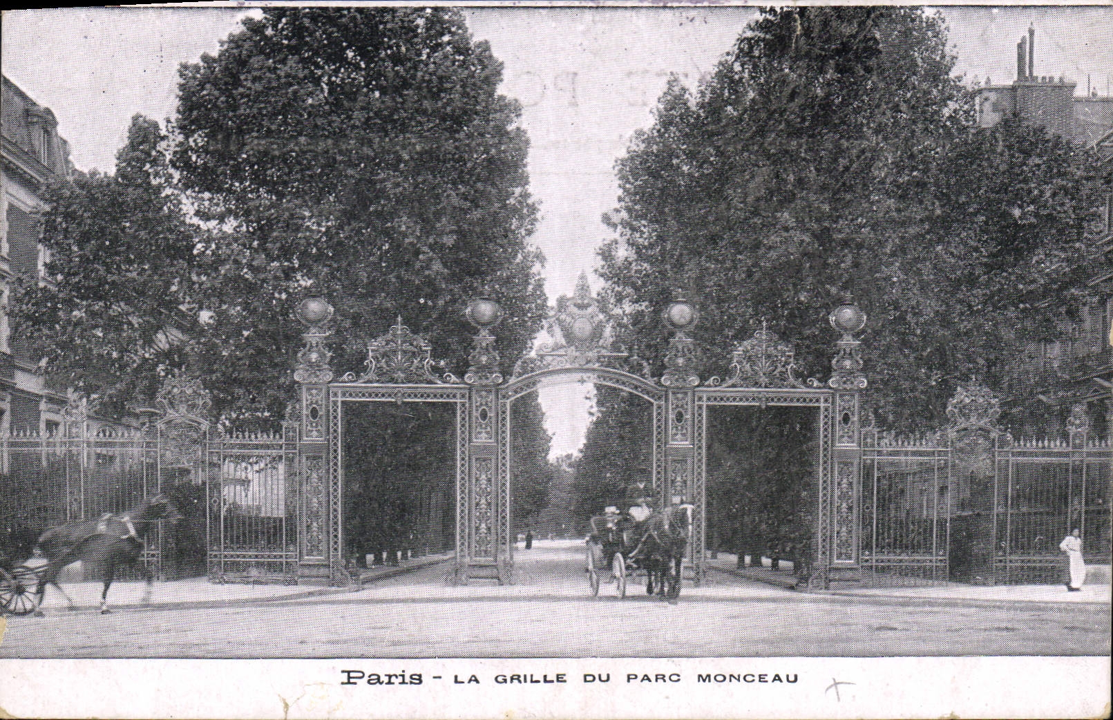 CPA Paris la Grille du Parc Monceau 