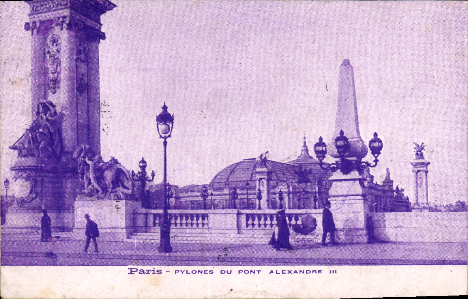 CPA Paris Pylones du Pont Alexandre III 