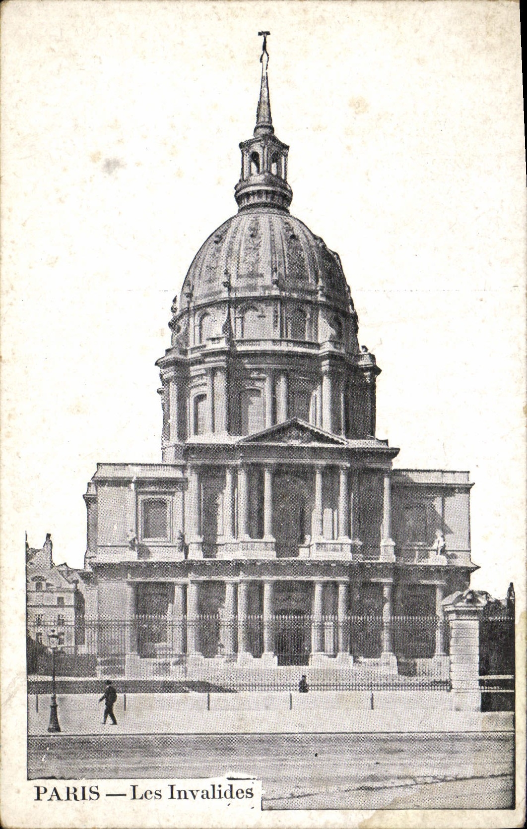 CPA Paris Les Invalides 