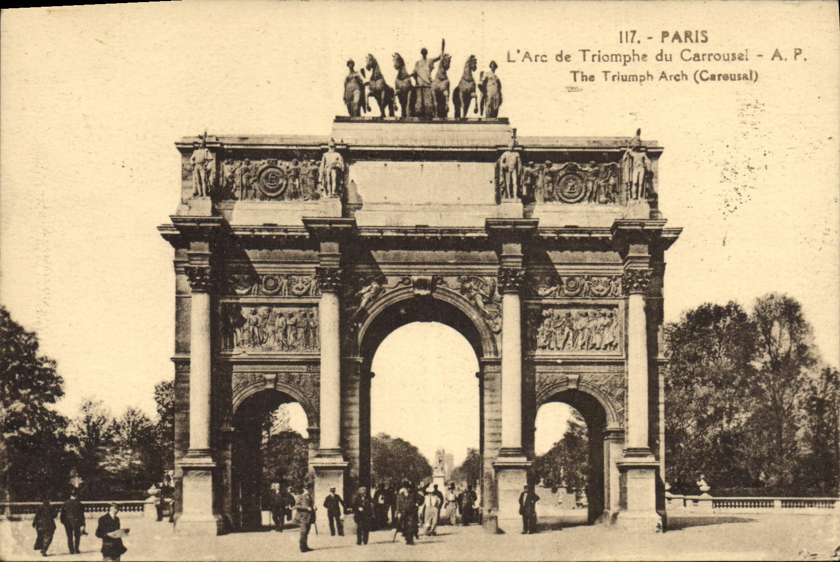 CPA Paris l'Arc de Triomphe du Carrousel 
